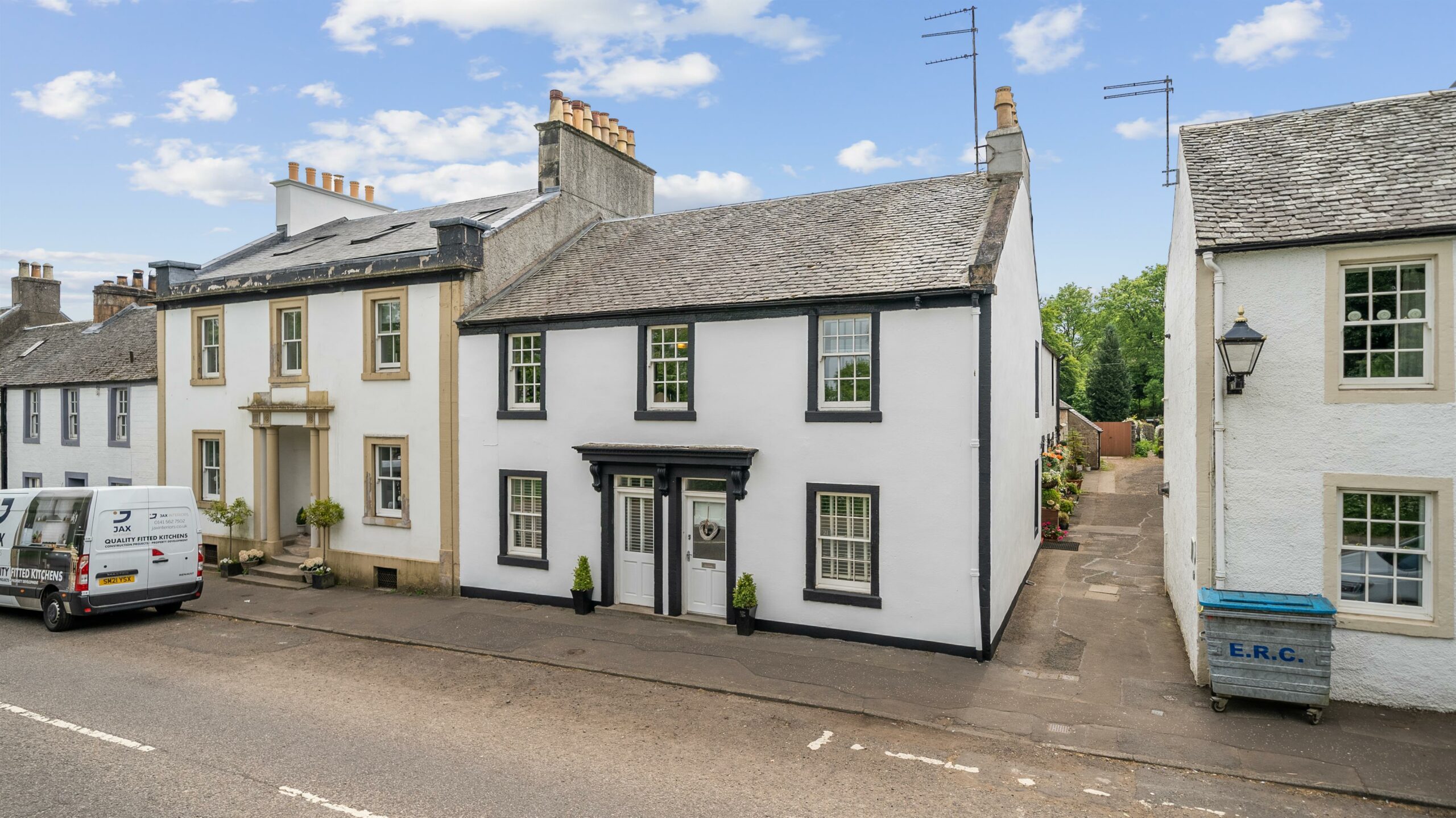 Cottage Flat, 22 Montgomery Street, Eaglesham Corum Property