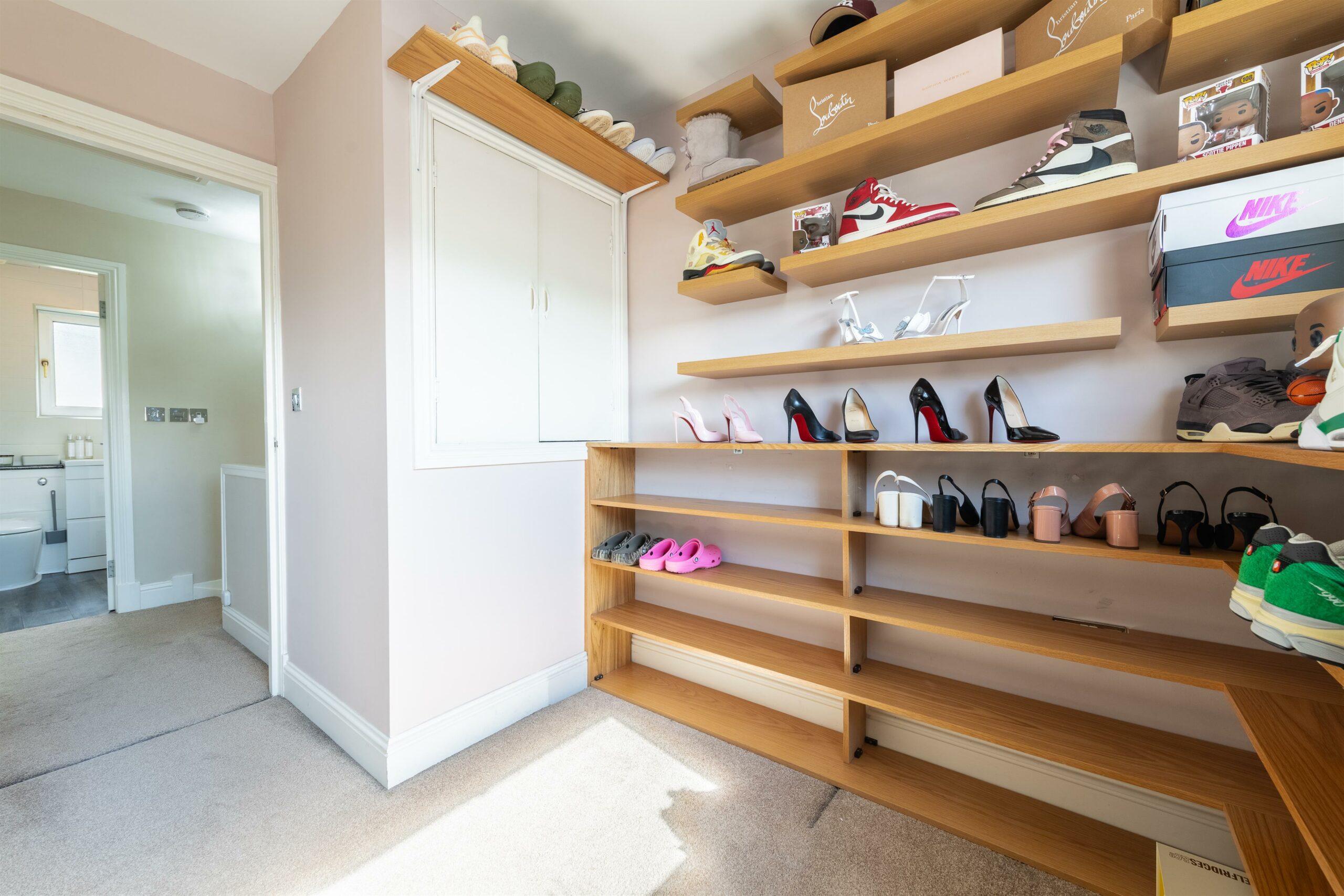 208 Harvie Avenue, Newton Mearns Corum Property