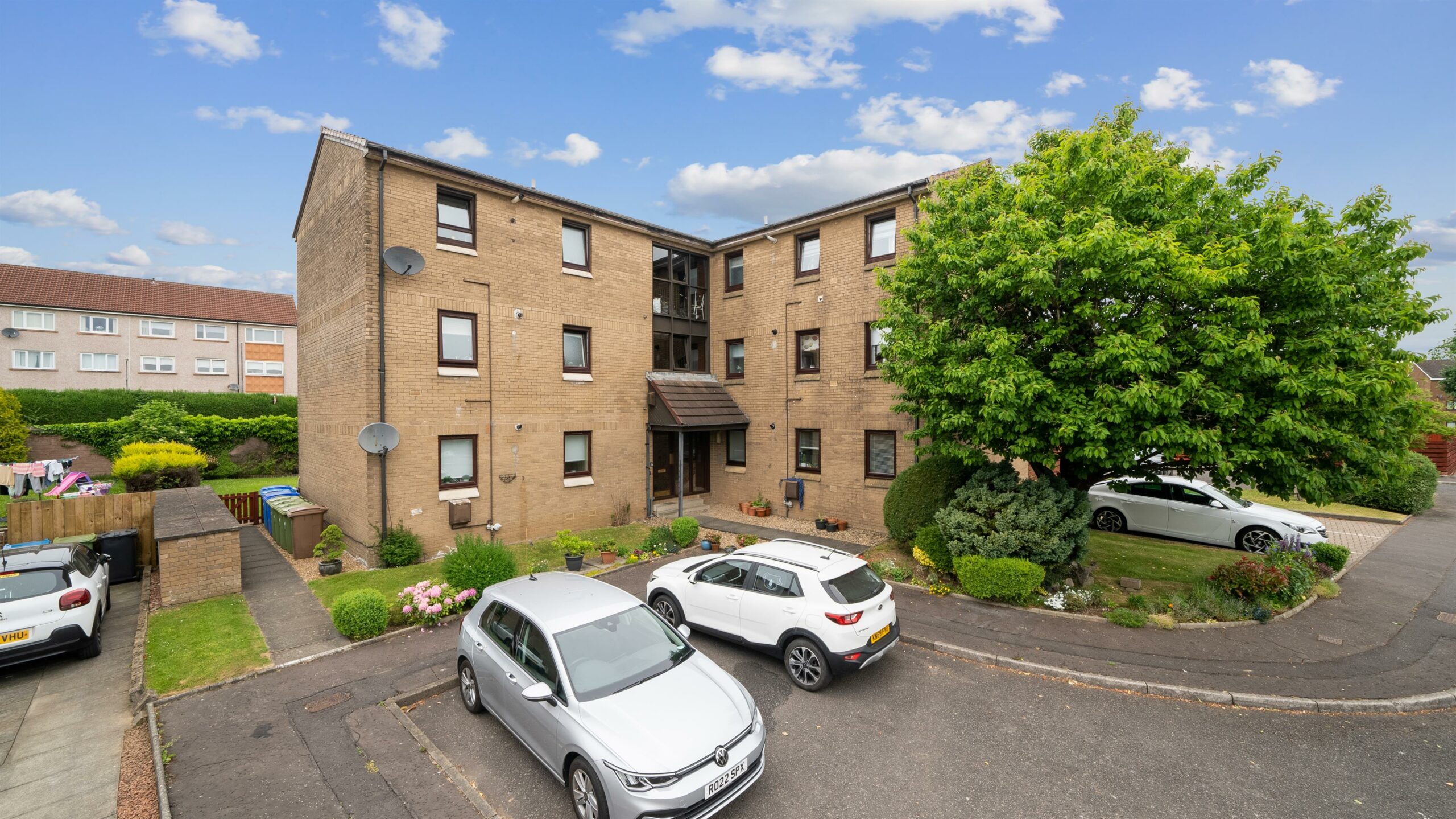 38 Cowan Crescent, Barrhead Corum Property