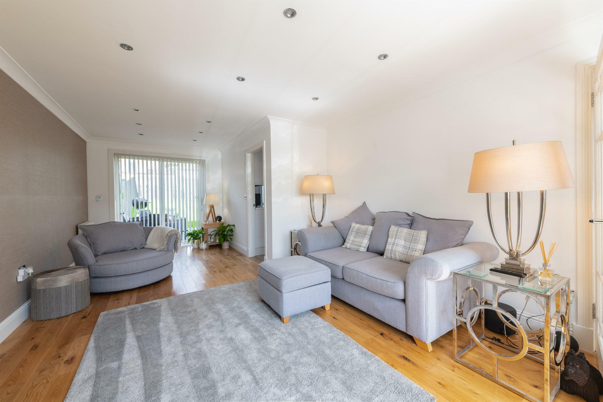 208 Harvie Avenue, Newton Mearns Corum Property