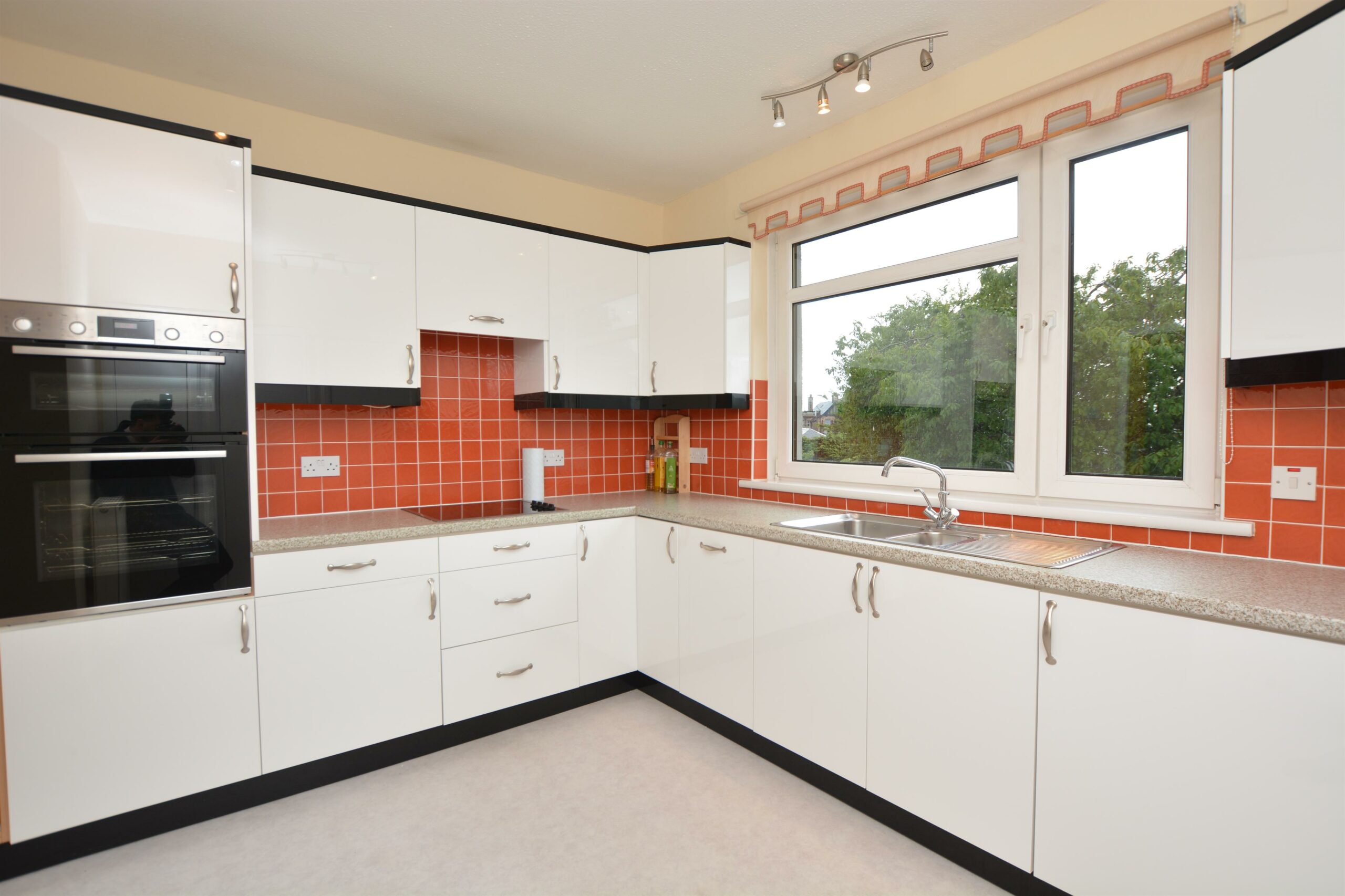 Kennedy Court, Giffnock Corum Property