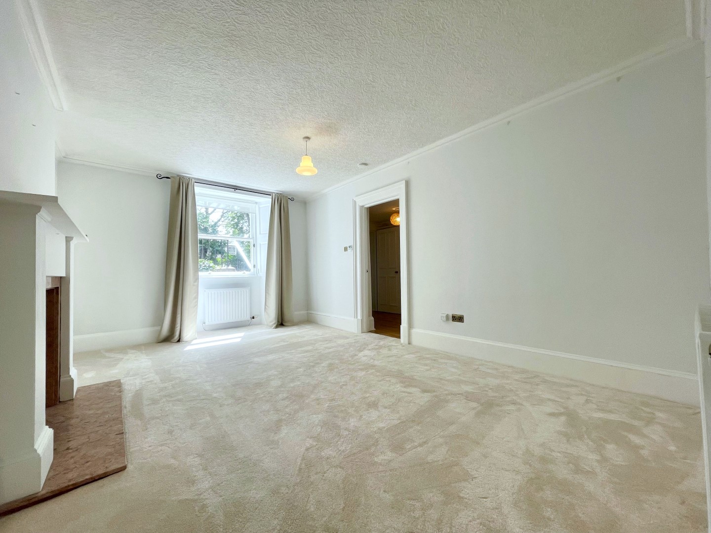 Flat 1 8 Woodlands Terrace, Park, G3 6DD Corum Property