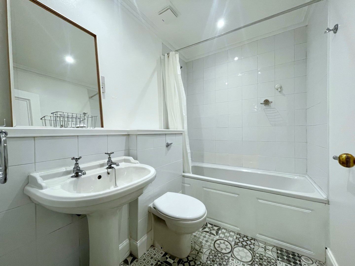 Flat 1 8 Woodlands Terrace, Park, G3 6DD Corum Property