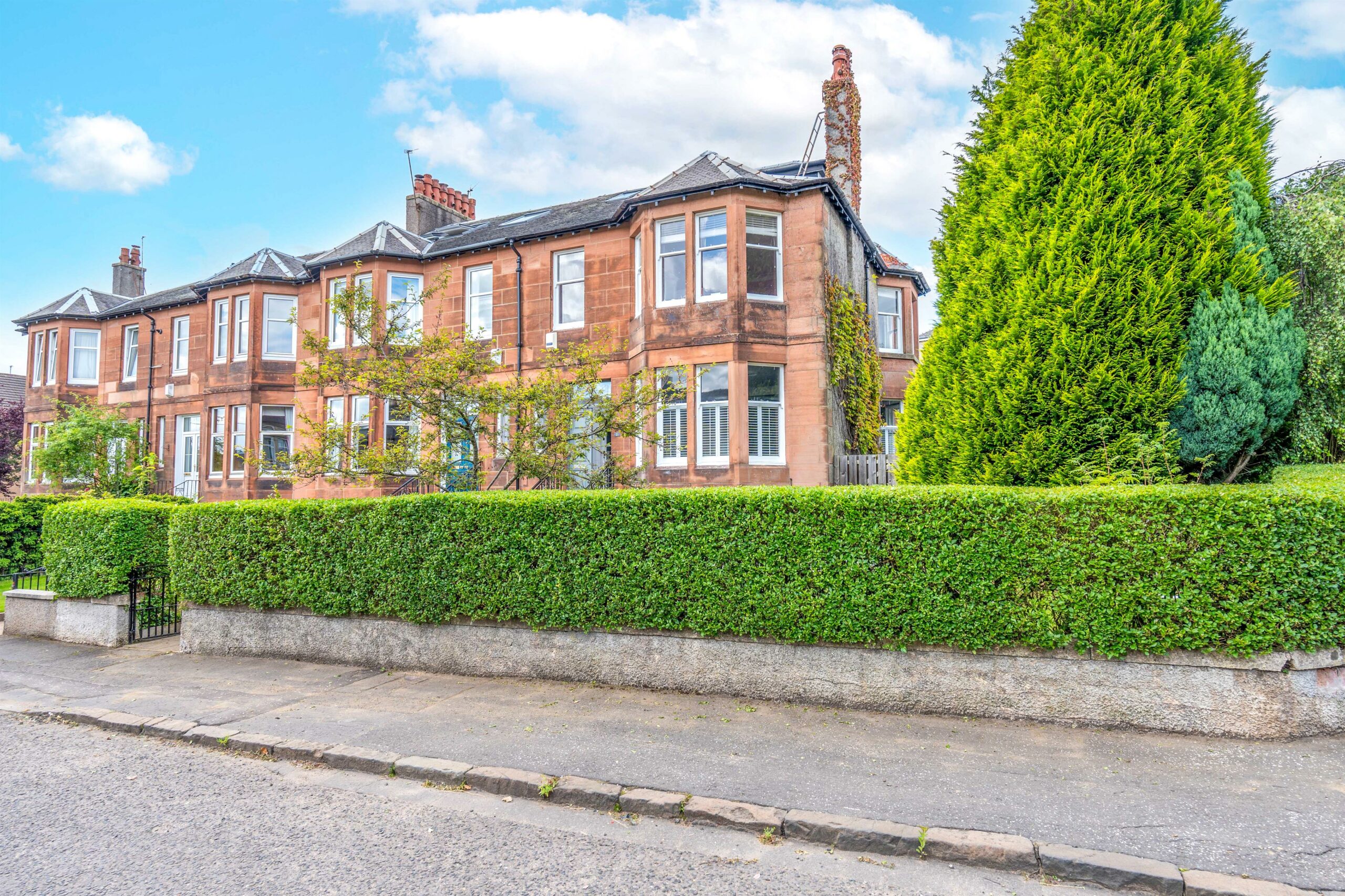 Arthurlie Drive Giffnock Corum Property