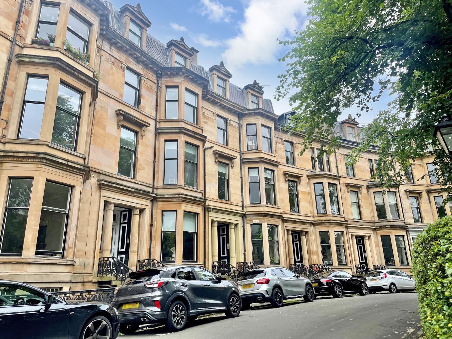 Ground & Garden 18 Athole Gardens, Dowanhill, G12 9BA Corum Property