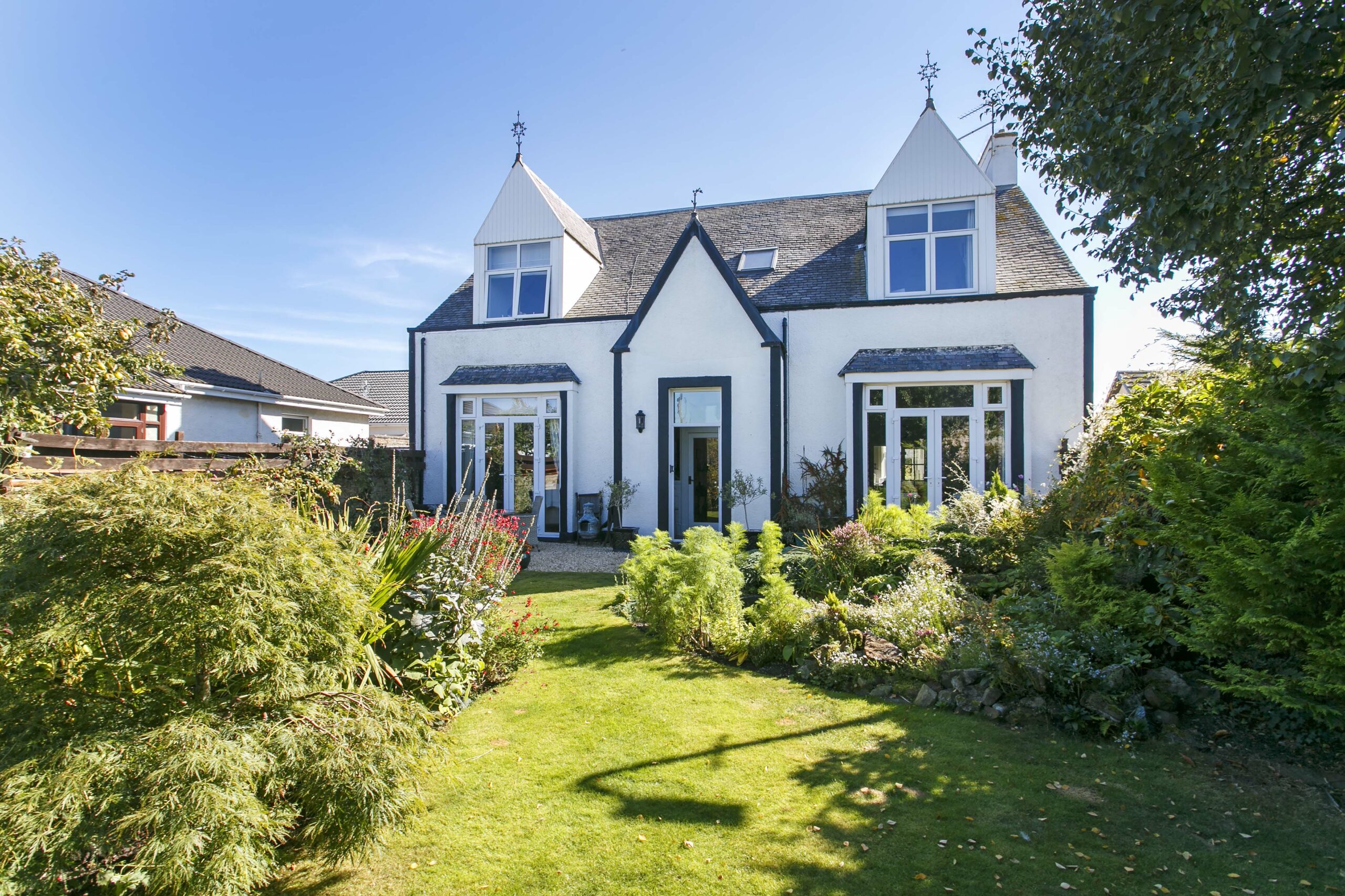 6 Meadowbank Lane Prestwick KA9 1RX Corum Property