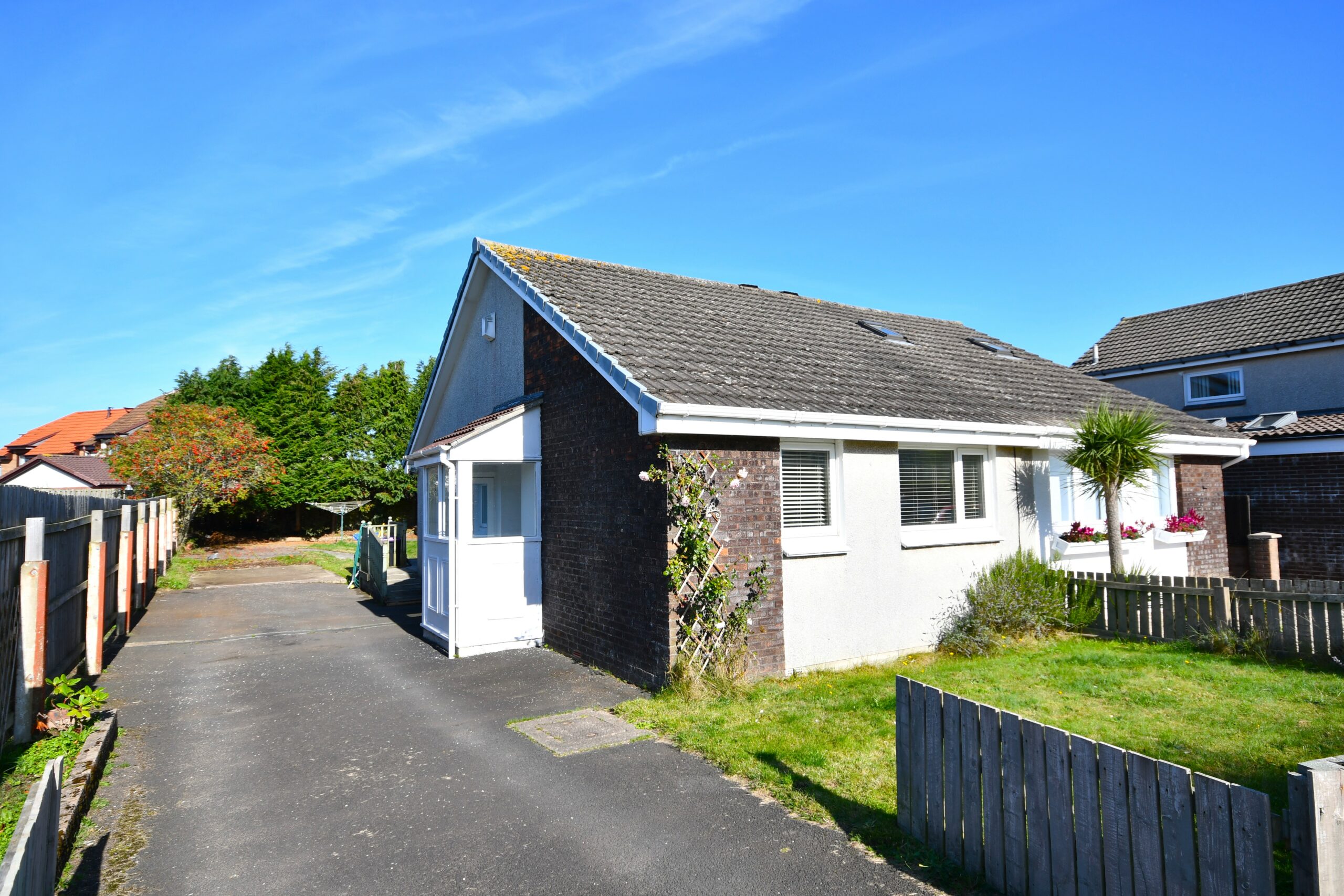 48 Findhorn Place Troon KA10 7DJ Corum Property