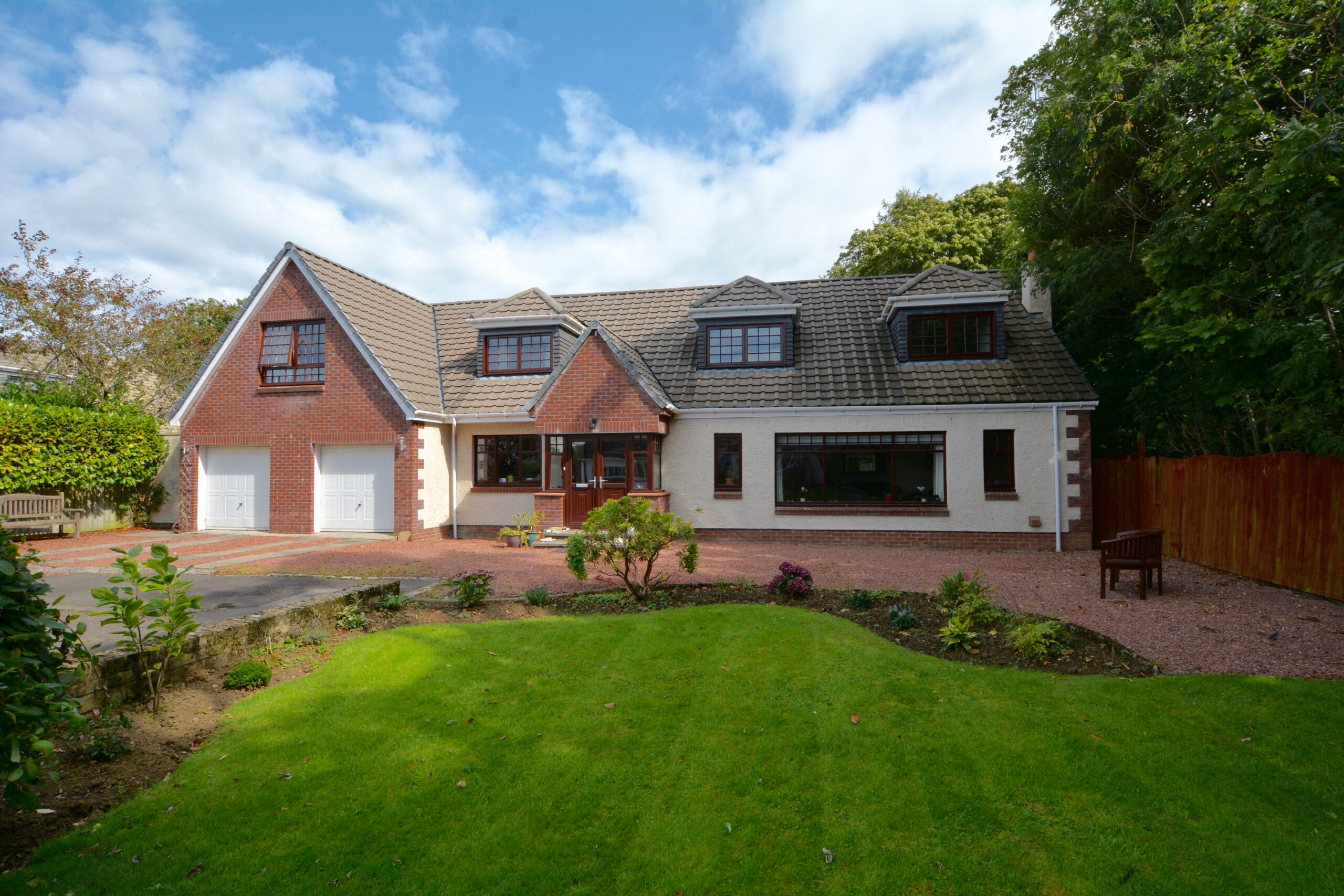 3 Upper Crofts Alloway KA7 4QX Corum Property