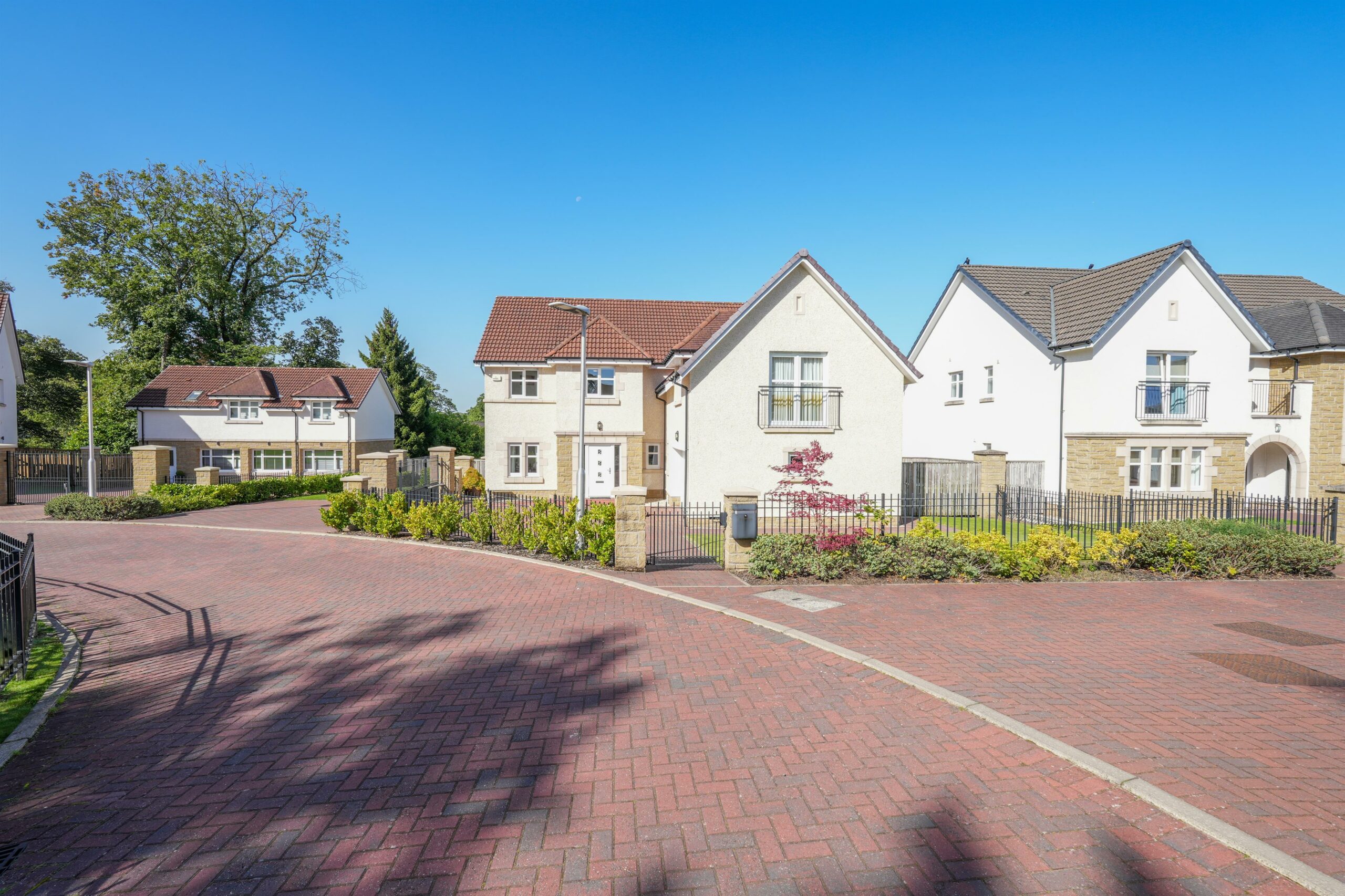 Capelrig Road, Newton Mearns Corum Property