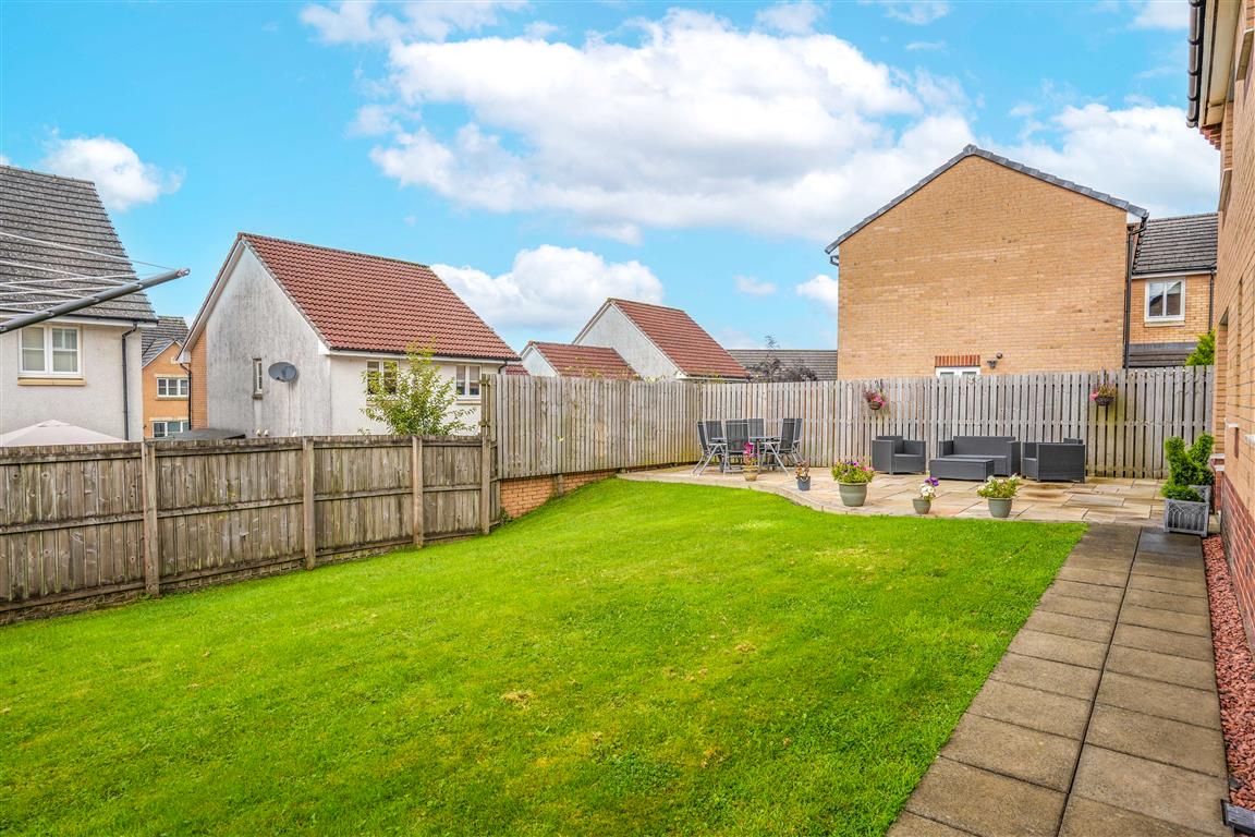 5 Wentworth Gardens Jackton East Kilbride Corum Property