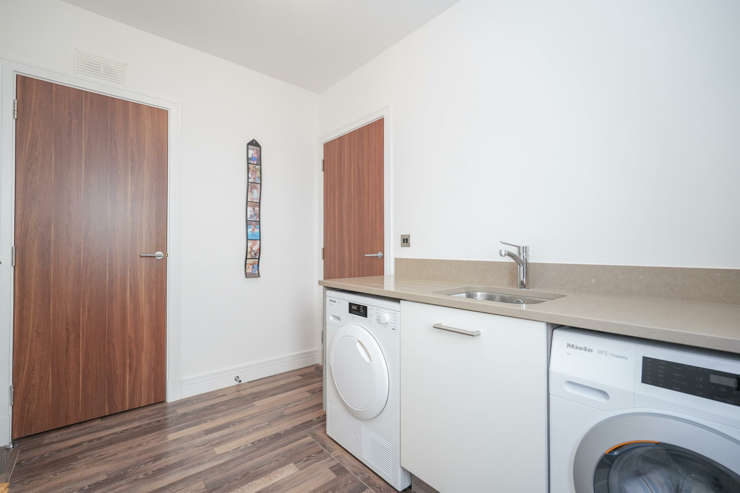 Capelrig Road, Newton Mearns Corum Property