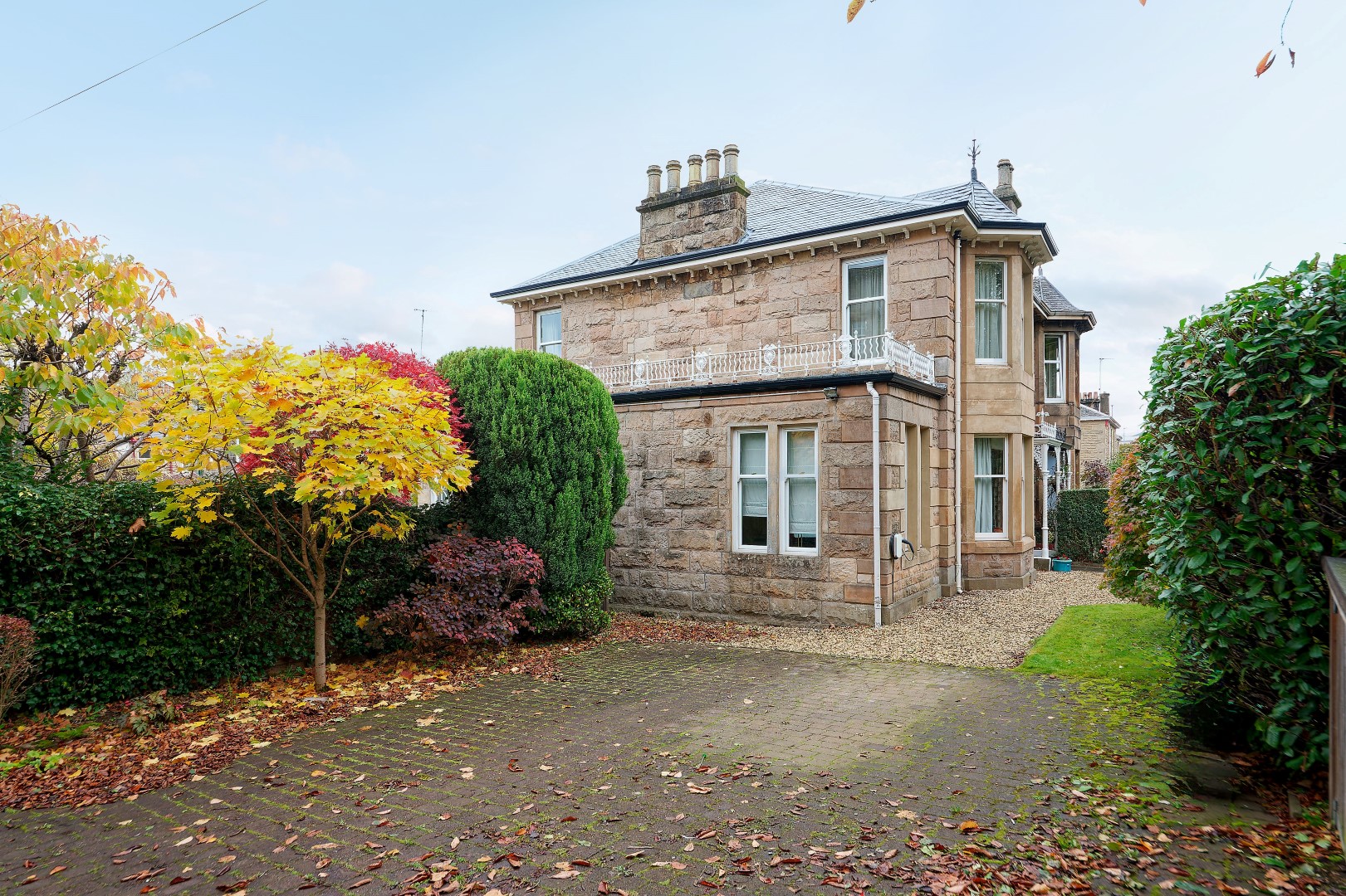 23 Westland Drive Scotstoun G14 9NY Corum Property