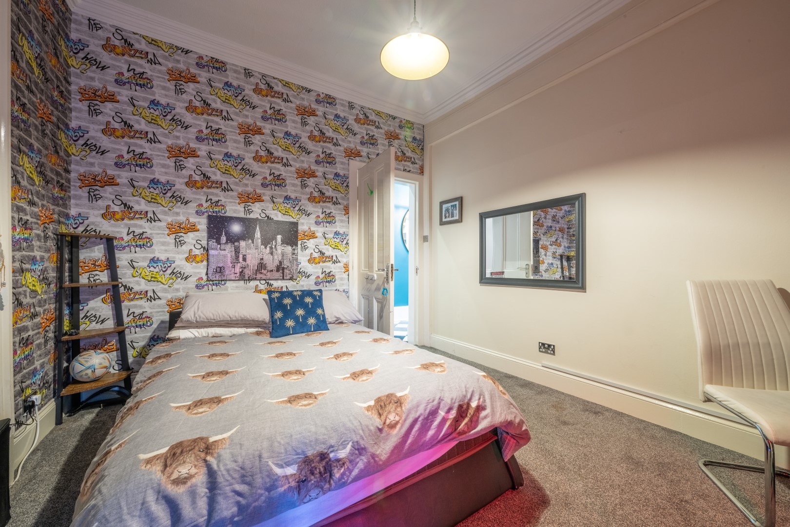 BEDROOMS (1)