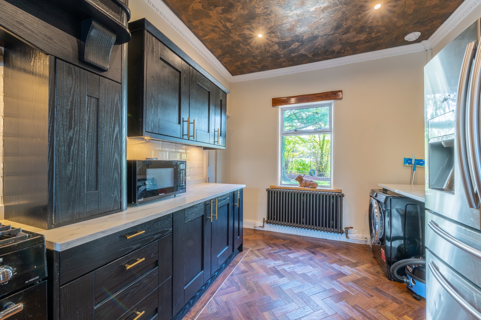 LOUNGE KITCHEN (3)
