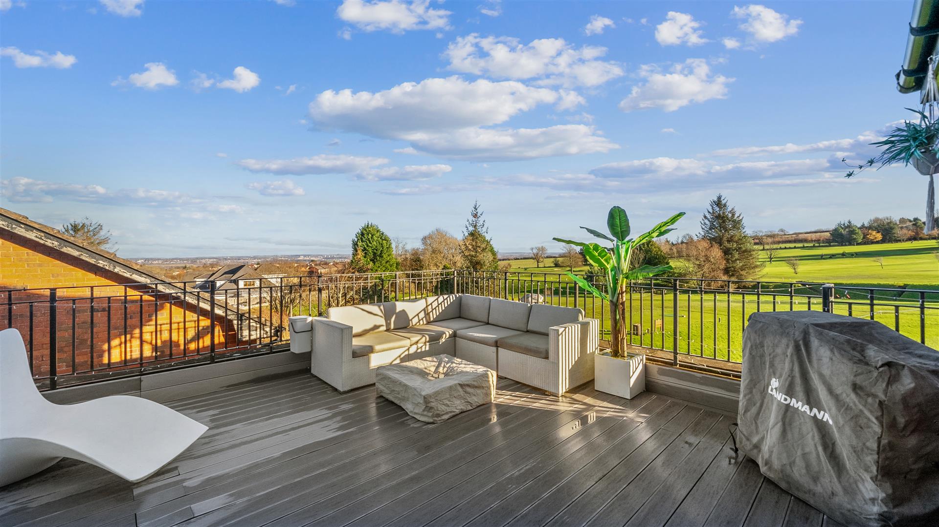 1B Kirkhill, Greenlees Road, Cambuslang, G72 8YN Corum Property