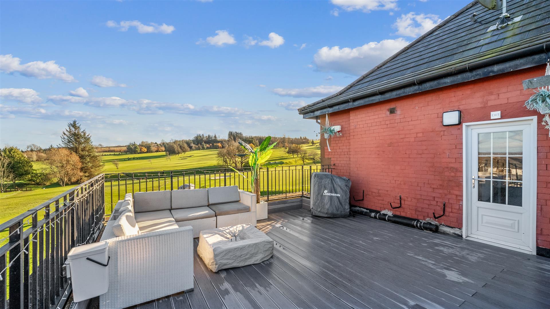 1B Kirkhill, Greenlees Road, Cambuslang, G72 8YN Corum Property