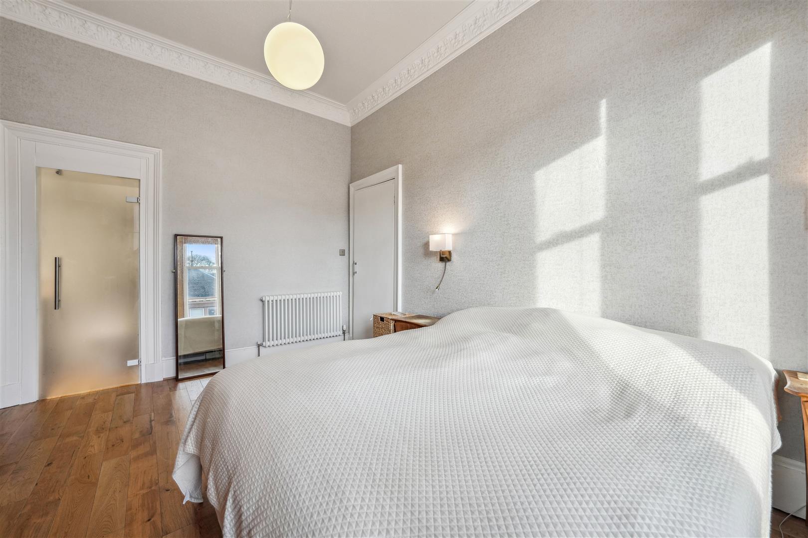 2/1, 222 Tantallon Road, Shawlands, G41 3JP Corum Property