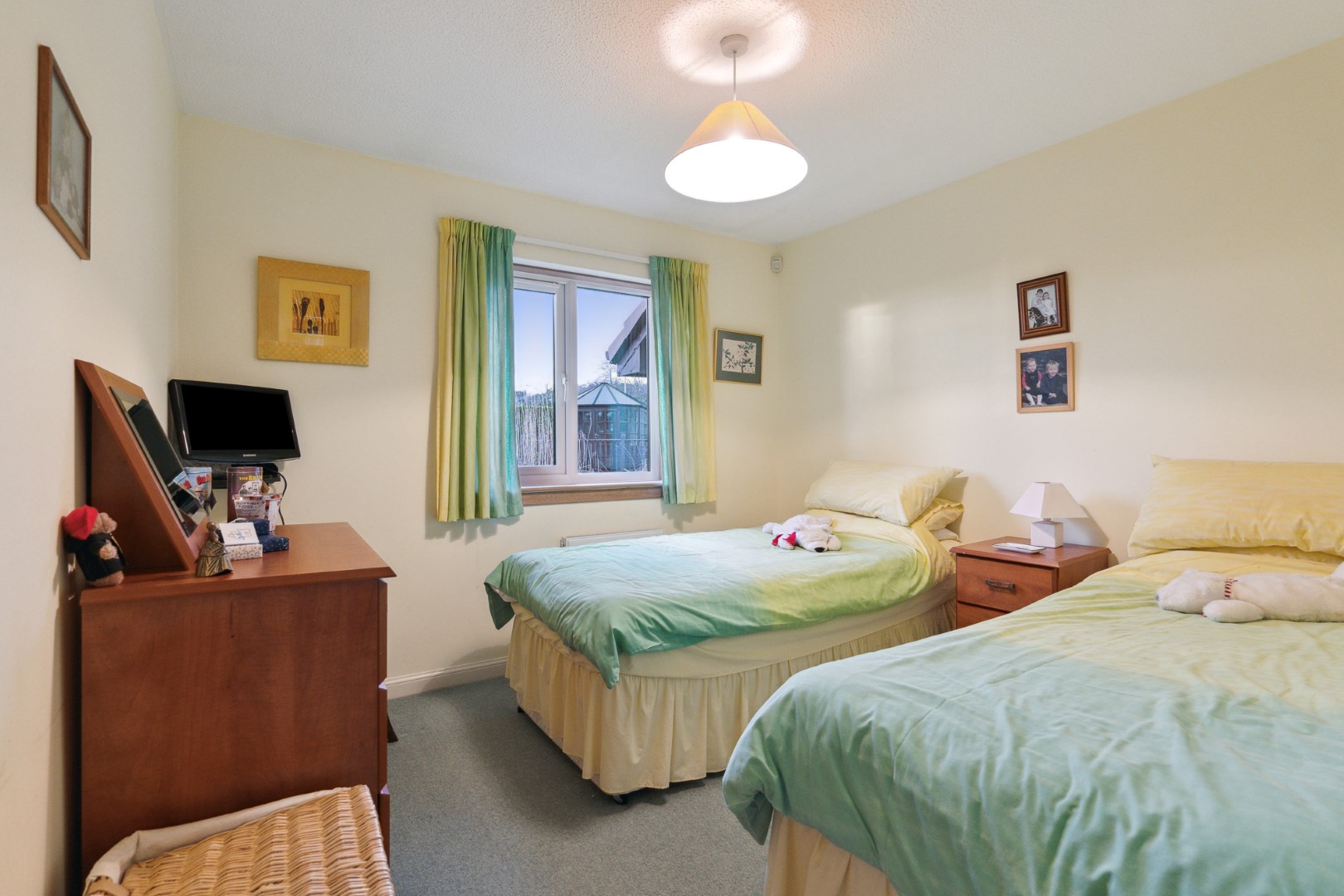 1 Muirhouse Park, Bearsden, G61 4PZ Corum Property