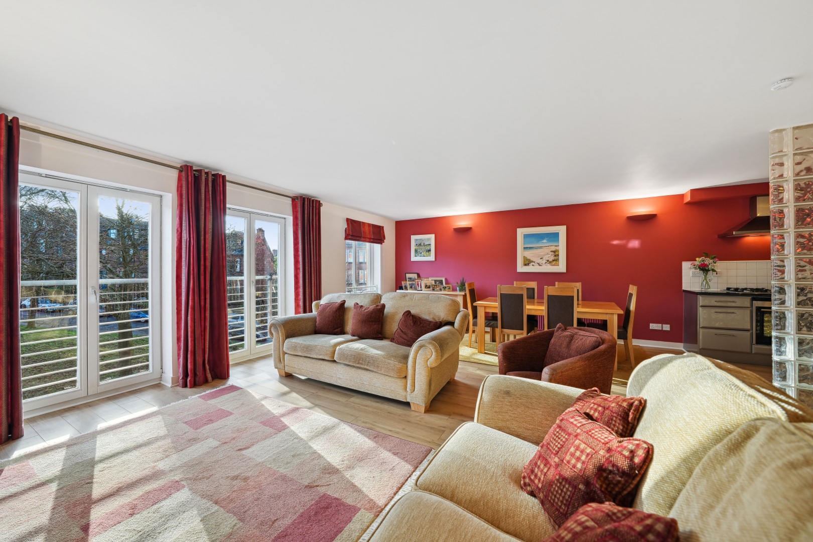 4/2 15 Randolph Gate, Broomhill, G11 7DQ Corum Property