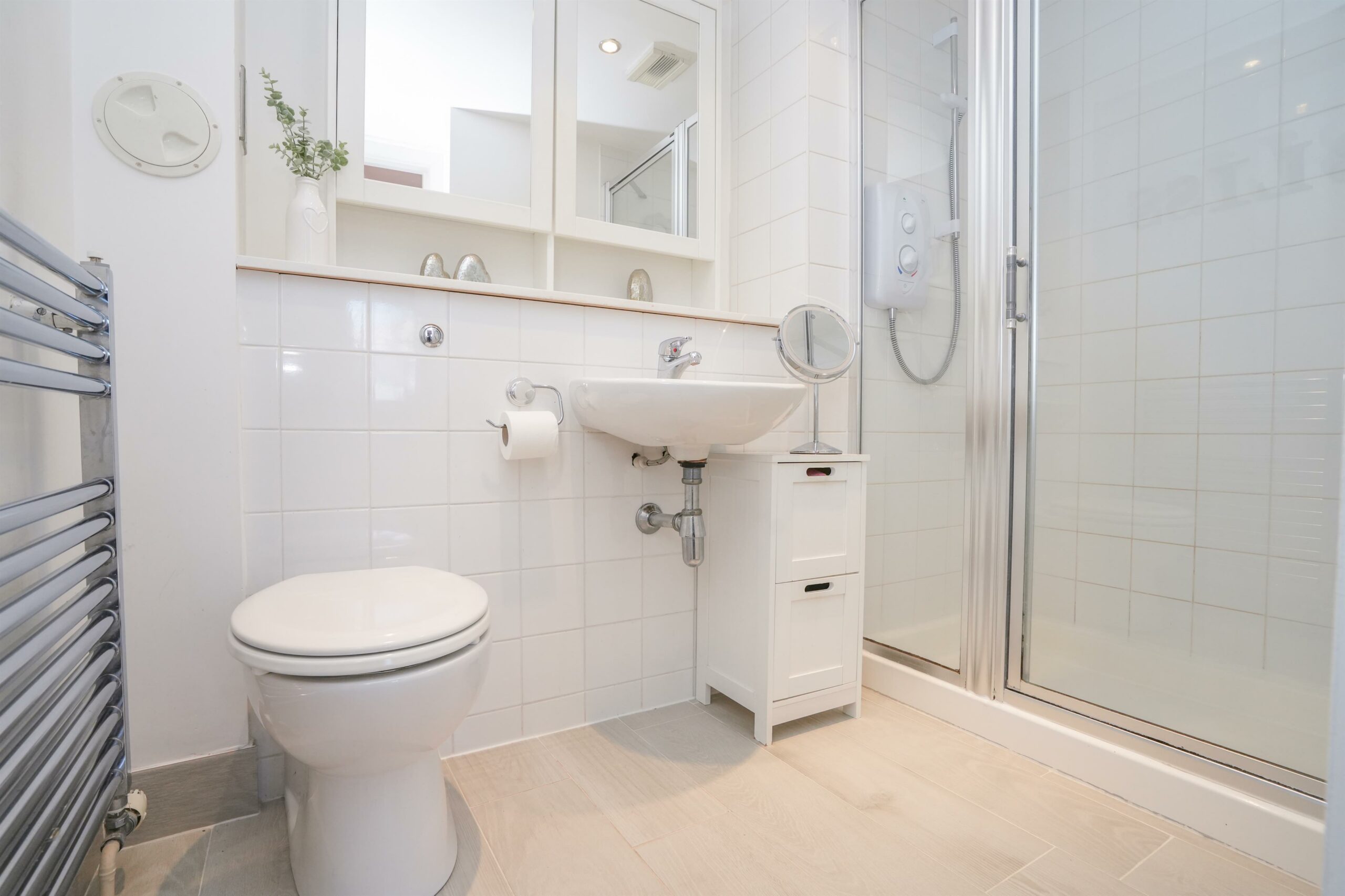 0/1,92 Braidholm Road, Giffnock Corum Property