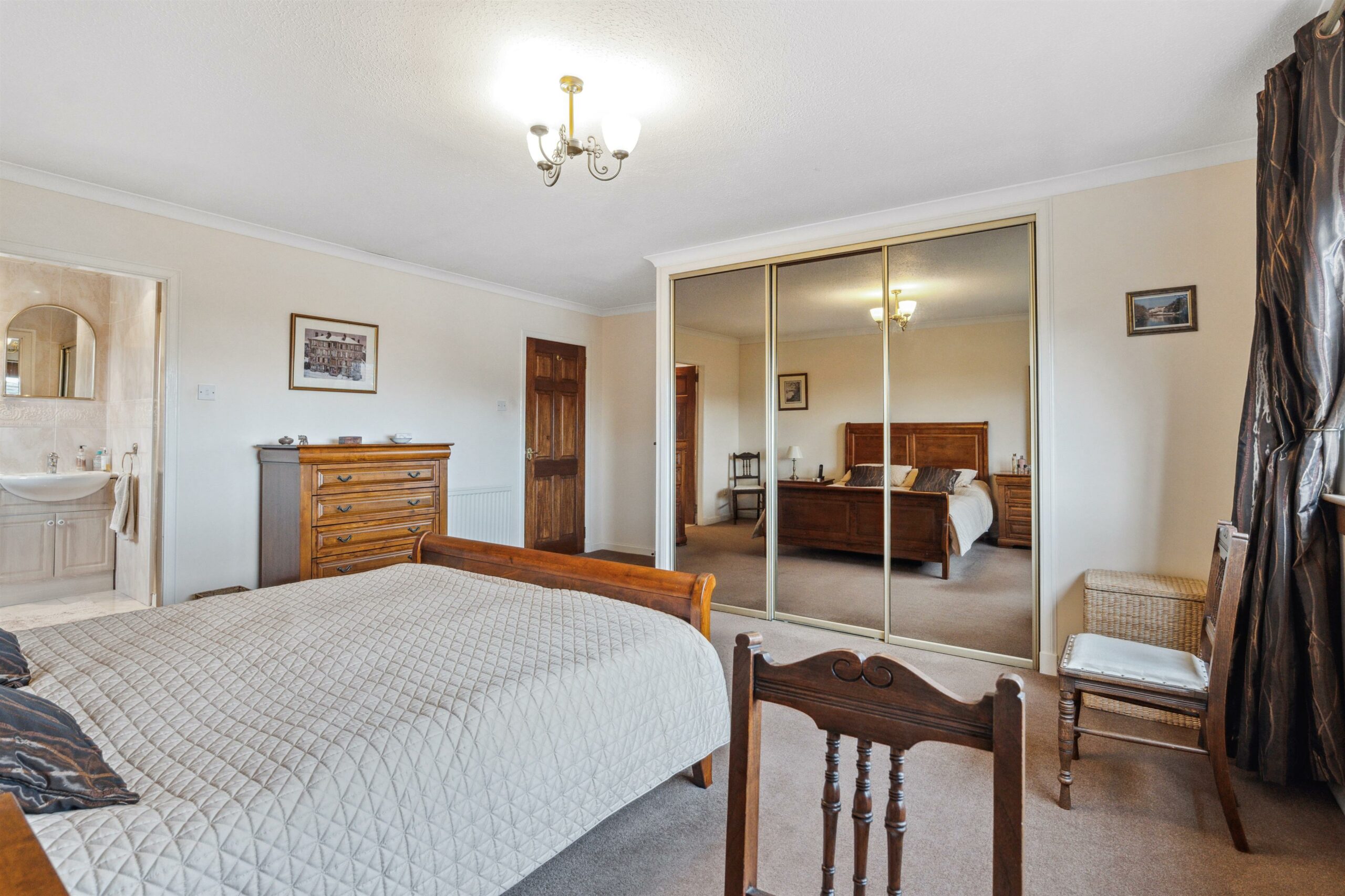 Islay Drive, Newton Mearns Corum Property