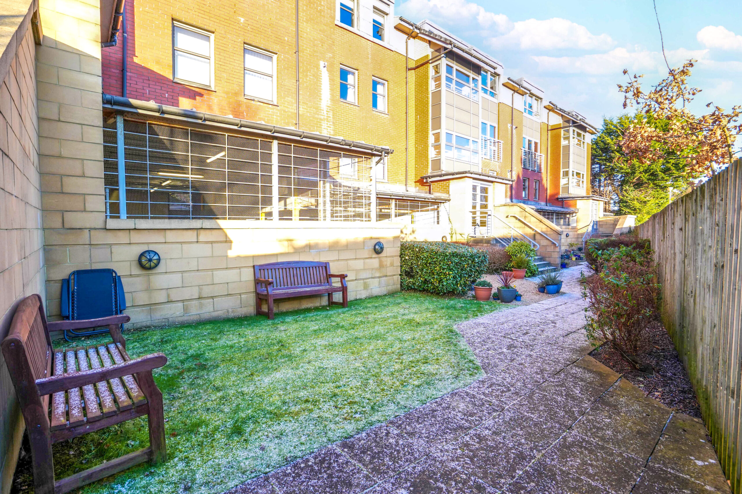 0/1,92 Braidholm Road, Giffnock Corum Property