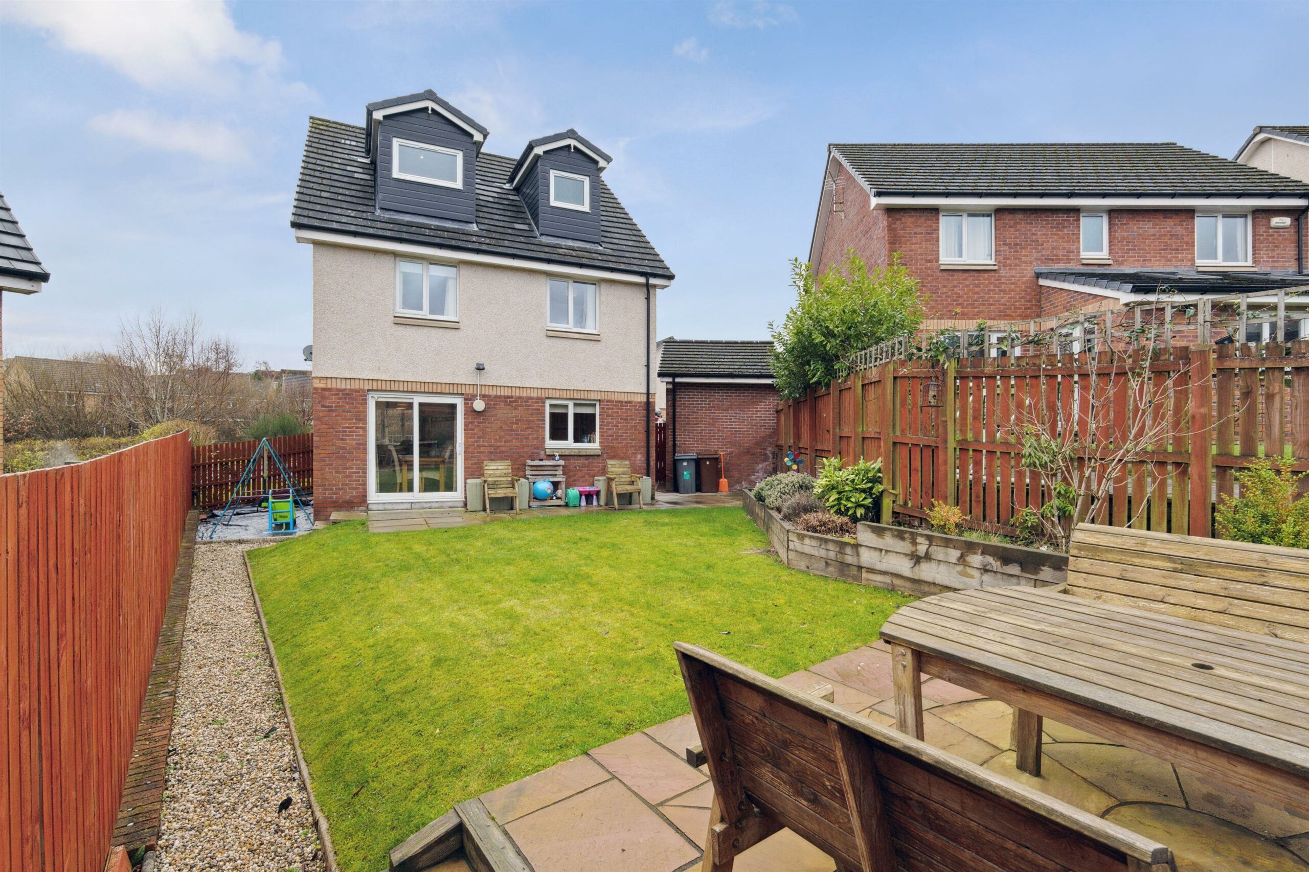 Primrose Avenue, Newton Mearns Corum Property