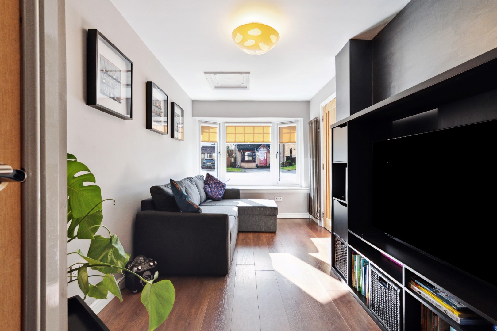 25 St. Andrews Drive, Bearsden, G61 4NW Corum Property