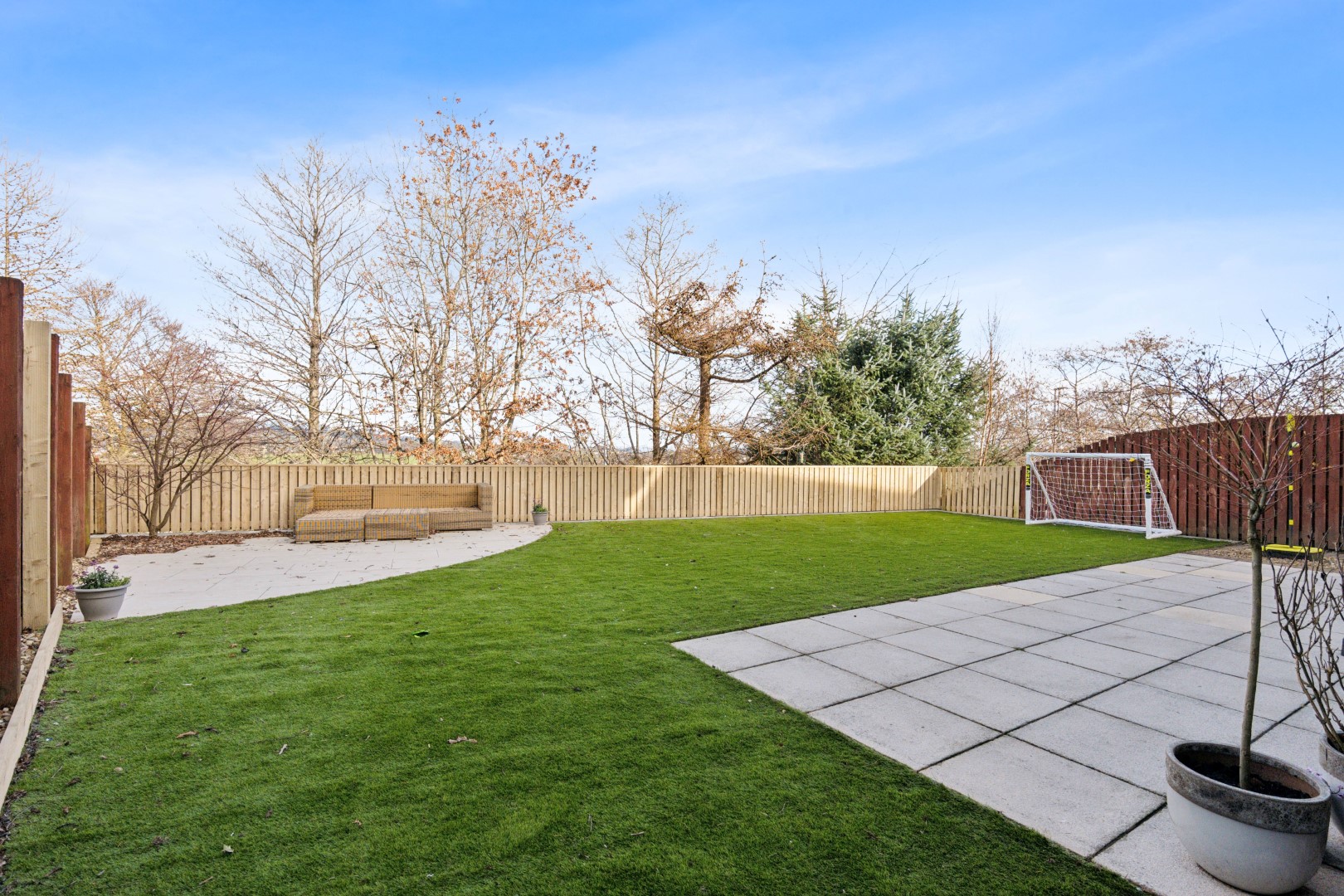 25 St. Andrews Drive, Bearsden, G61 4NW Corum Property