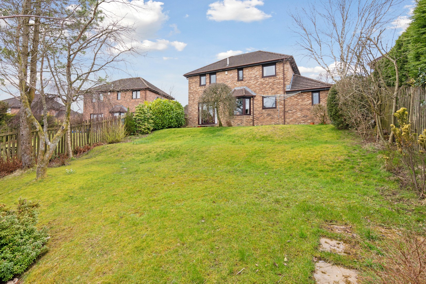 53 Moorfoot Way, Bearsden, G61 4RL Corum Property