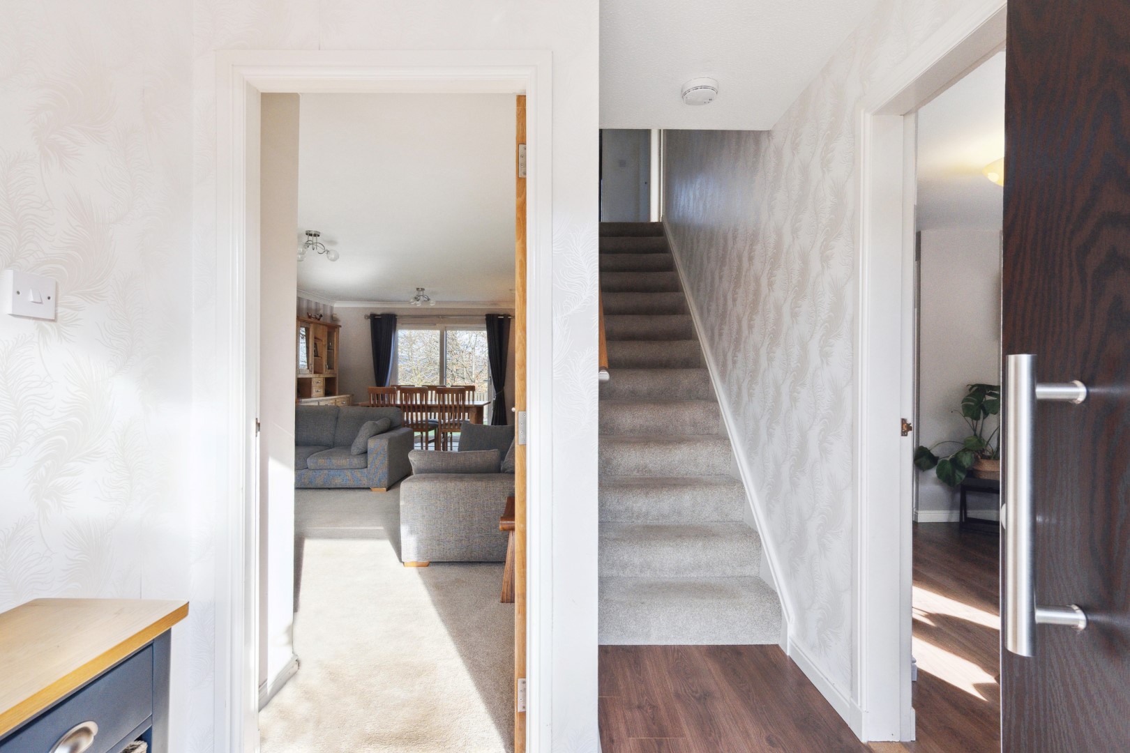 25 St. Andrews Drive, Bearsden, G61 4NW Corum Property