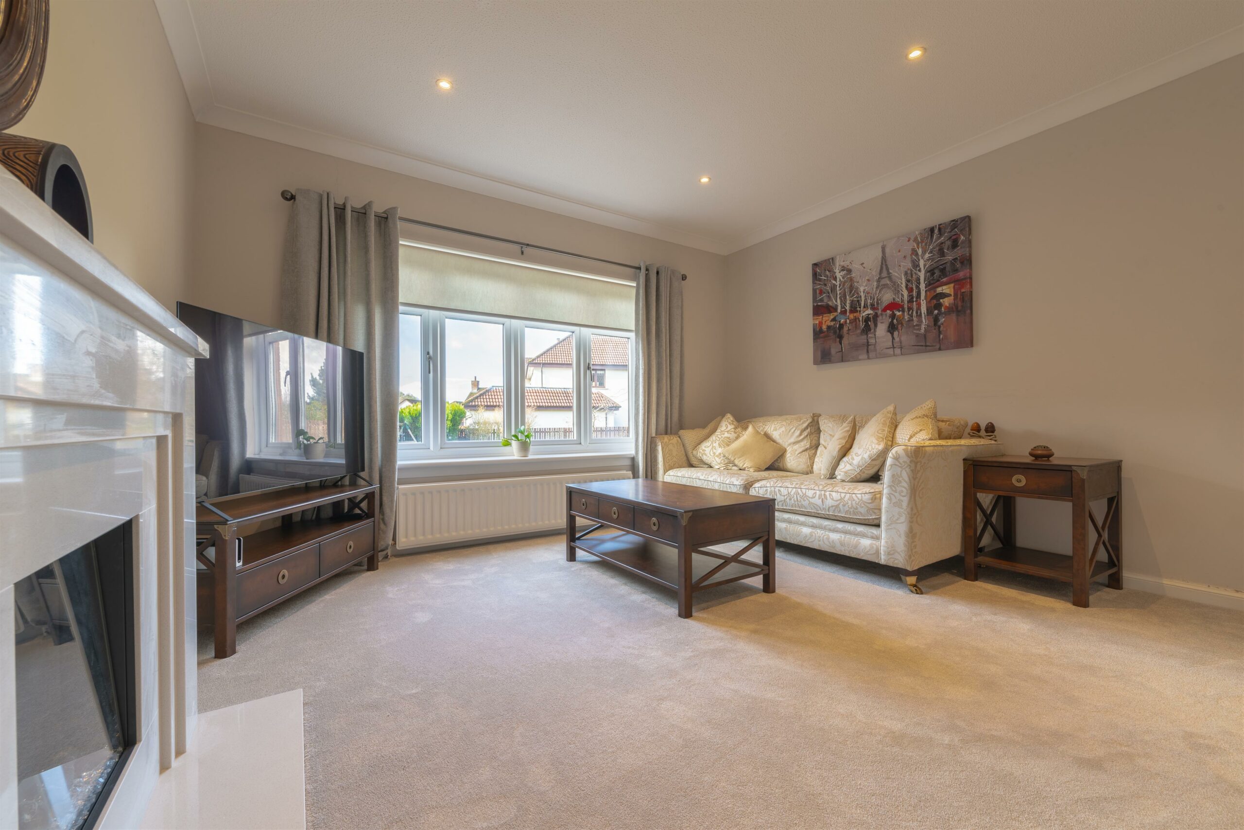 Newton Grove, Newton Mearns Corum Property