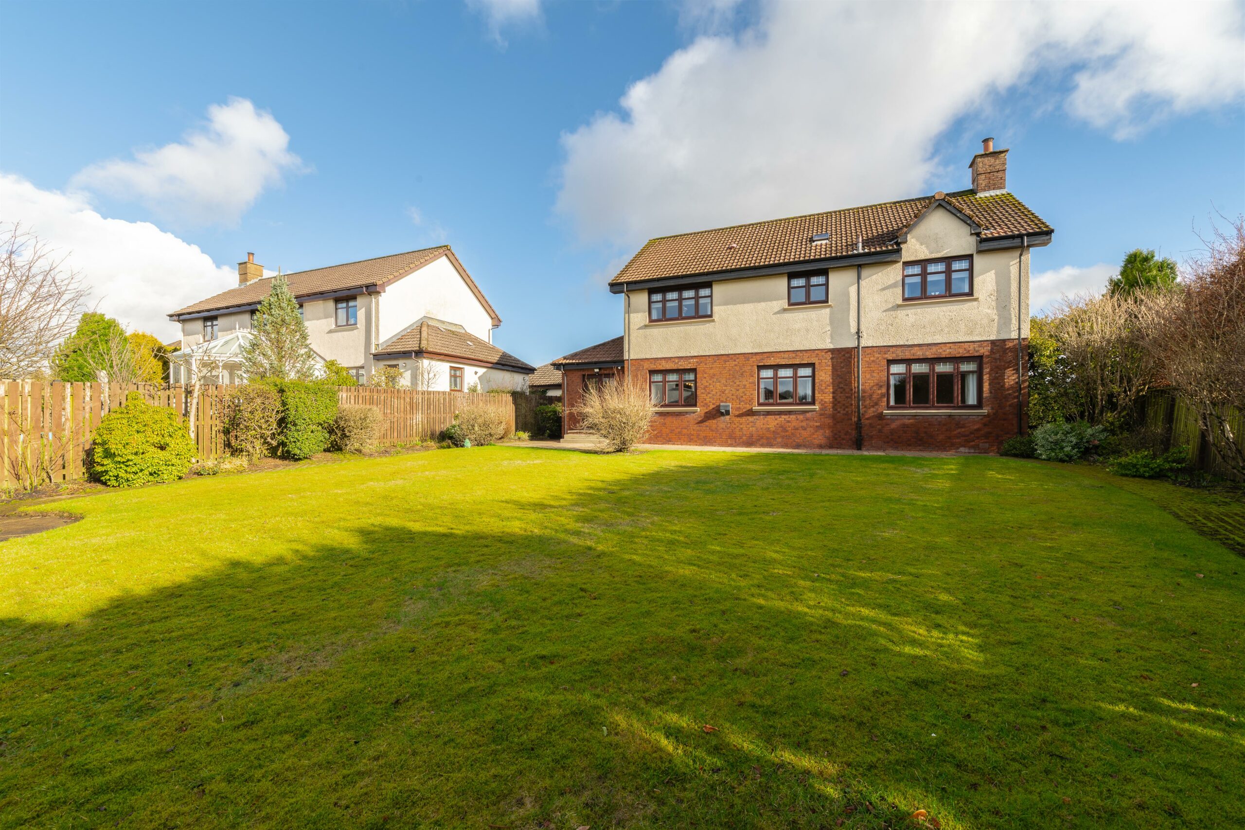 Newton Grove, Newton Mearns Corum Property