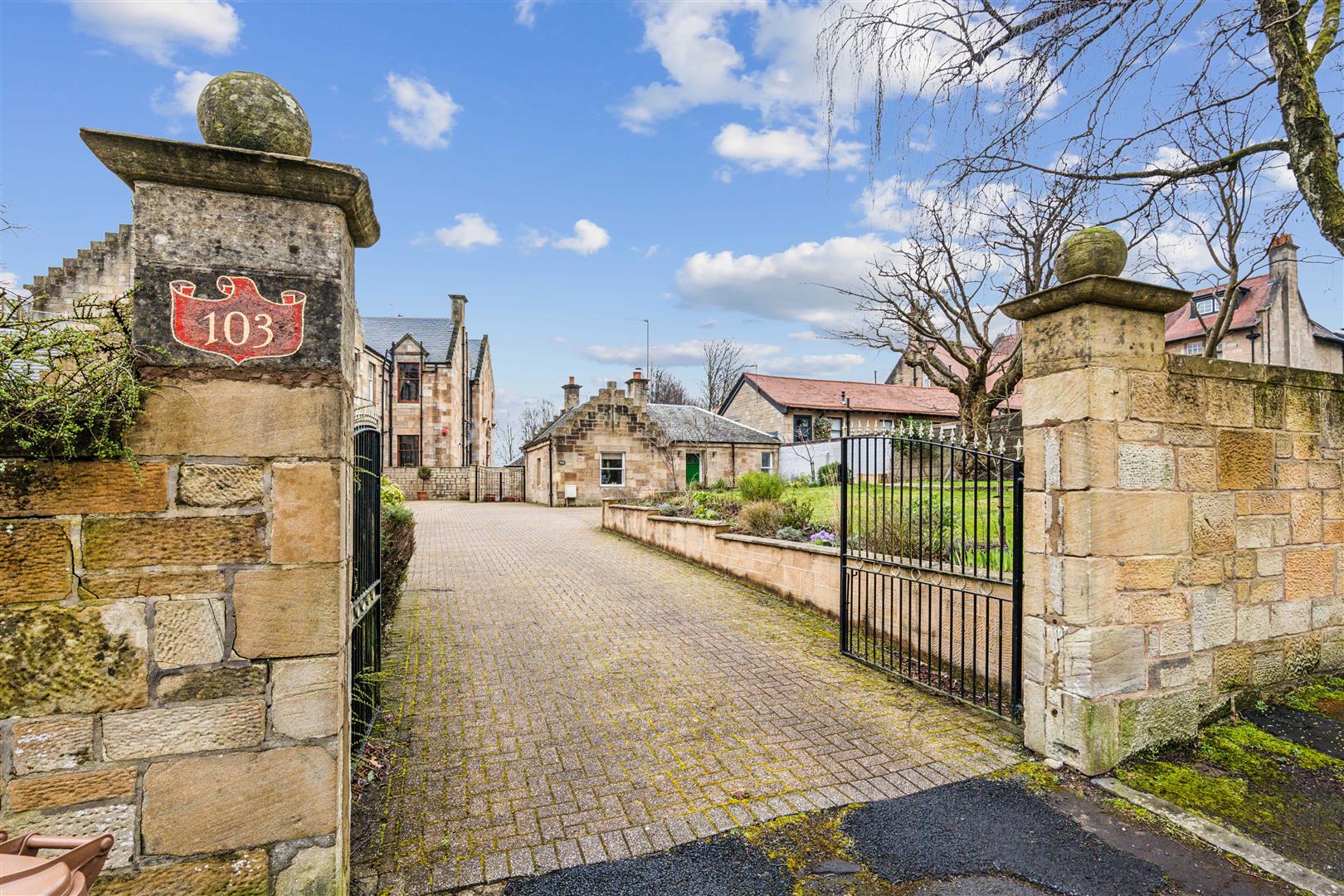 103B Springkell Avenue, Pollokshields, G41 4EN Corum Property