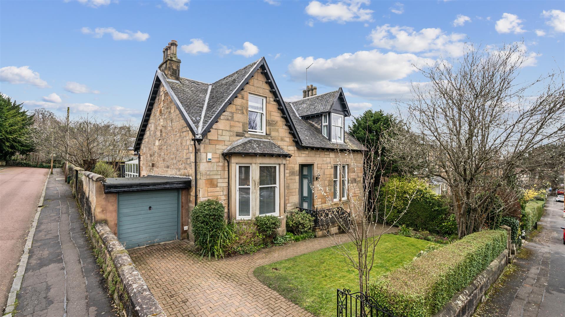 164 Old Castle Road, Cathcart, G44 5TW Corum Property