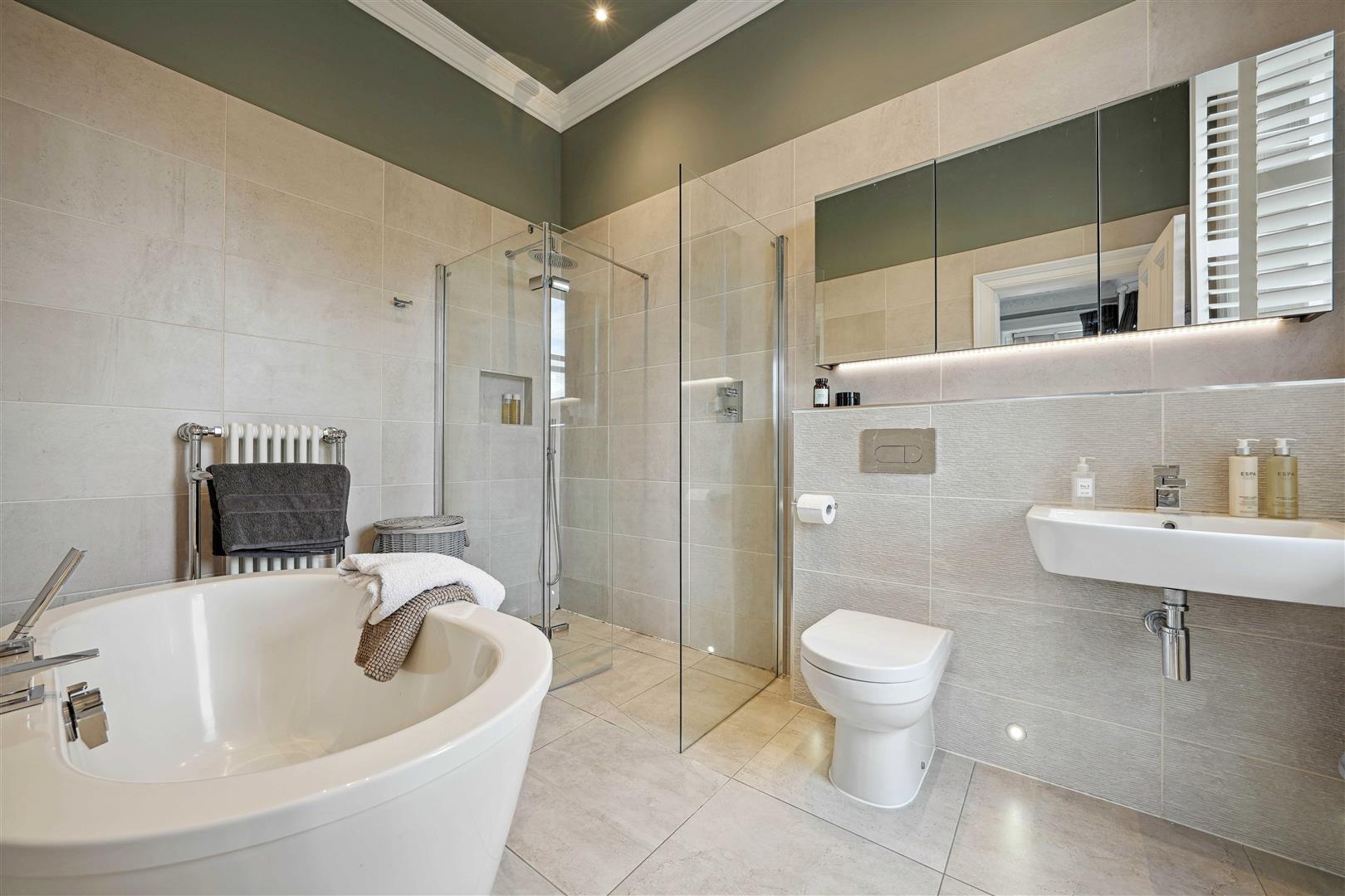 17 Hamilton Avenue, Pollokshields, G41 4JG Corum Property