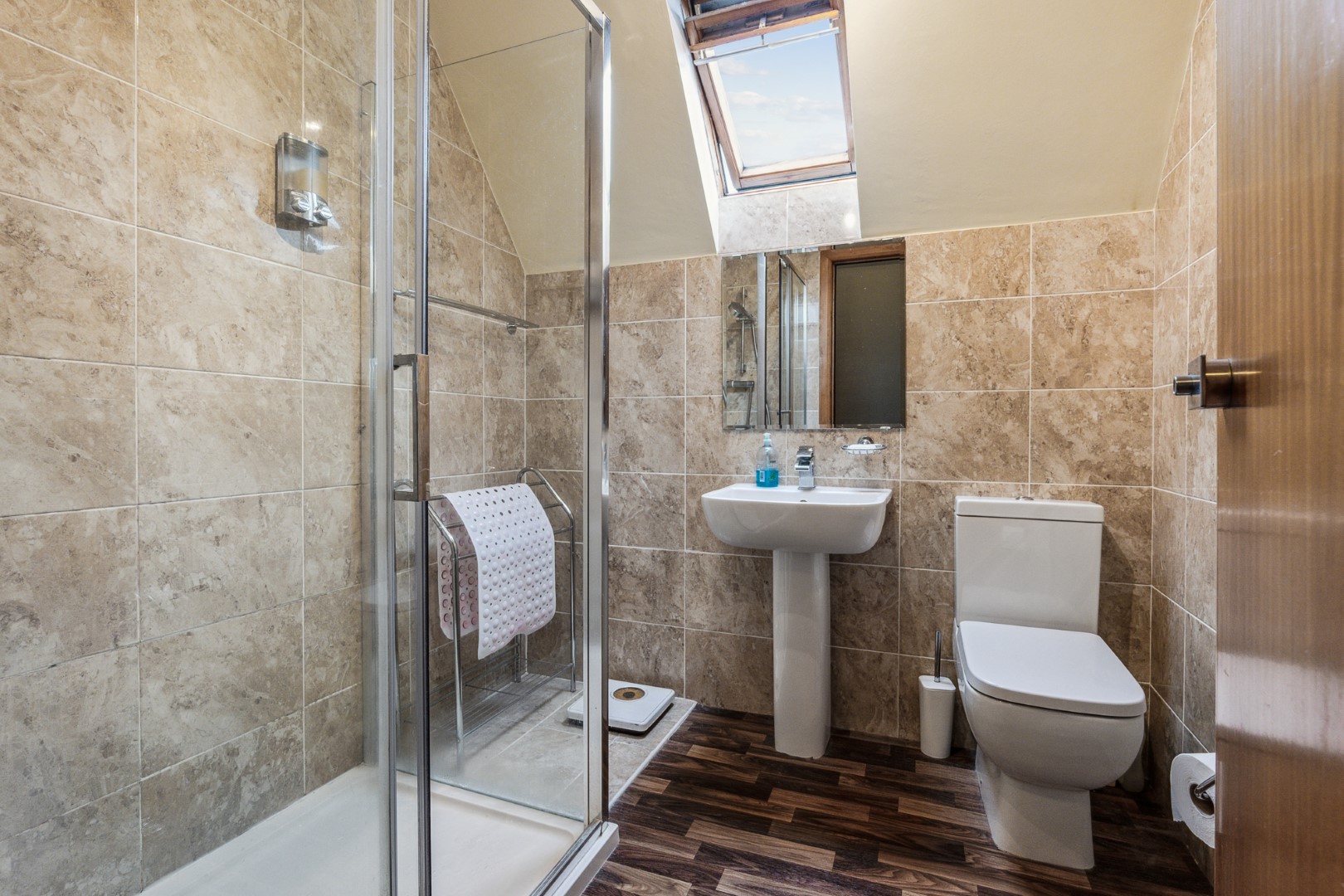 7 Cauldstream Place, Milngavie, G62 7NL Corum Property