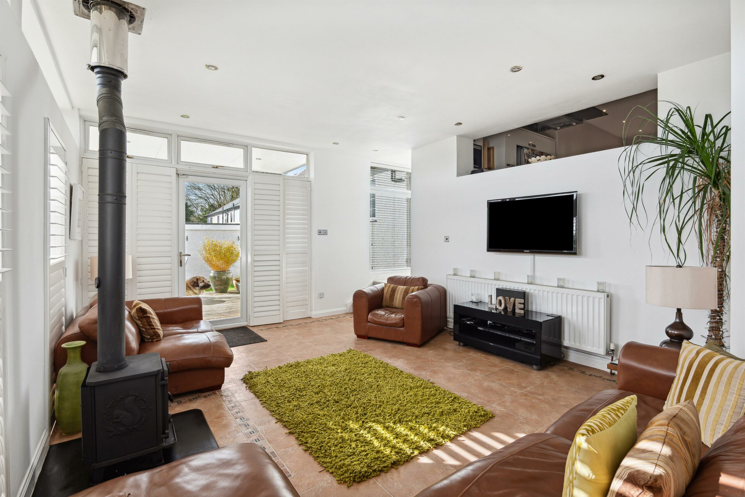 Otterburn Drive, Giffnock Corum Property