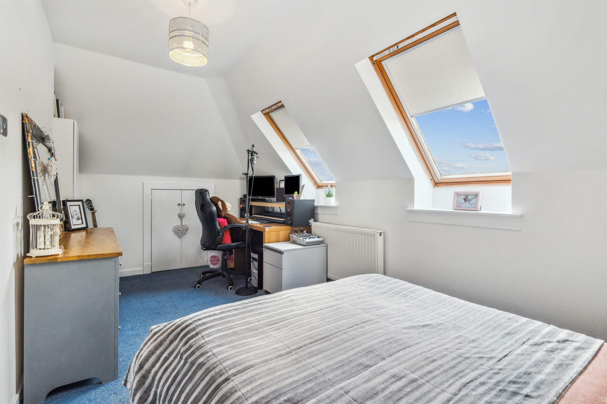 Otterburn Drive, Giffnock Corum Property