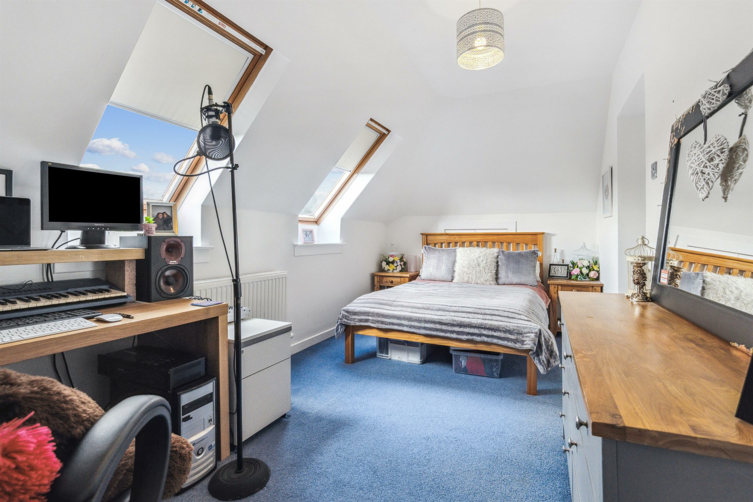 Otterburn Drive, Giffnock Corum Property