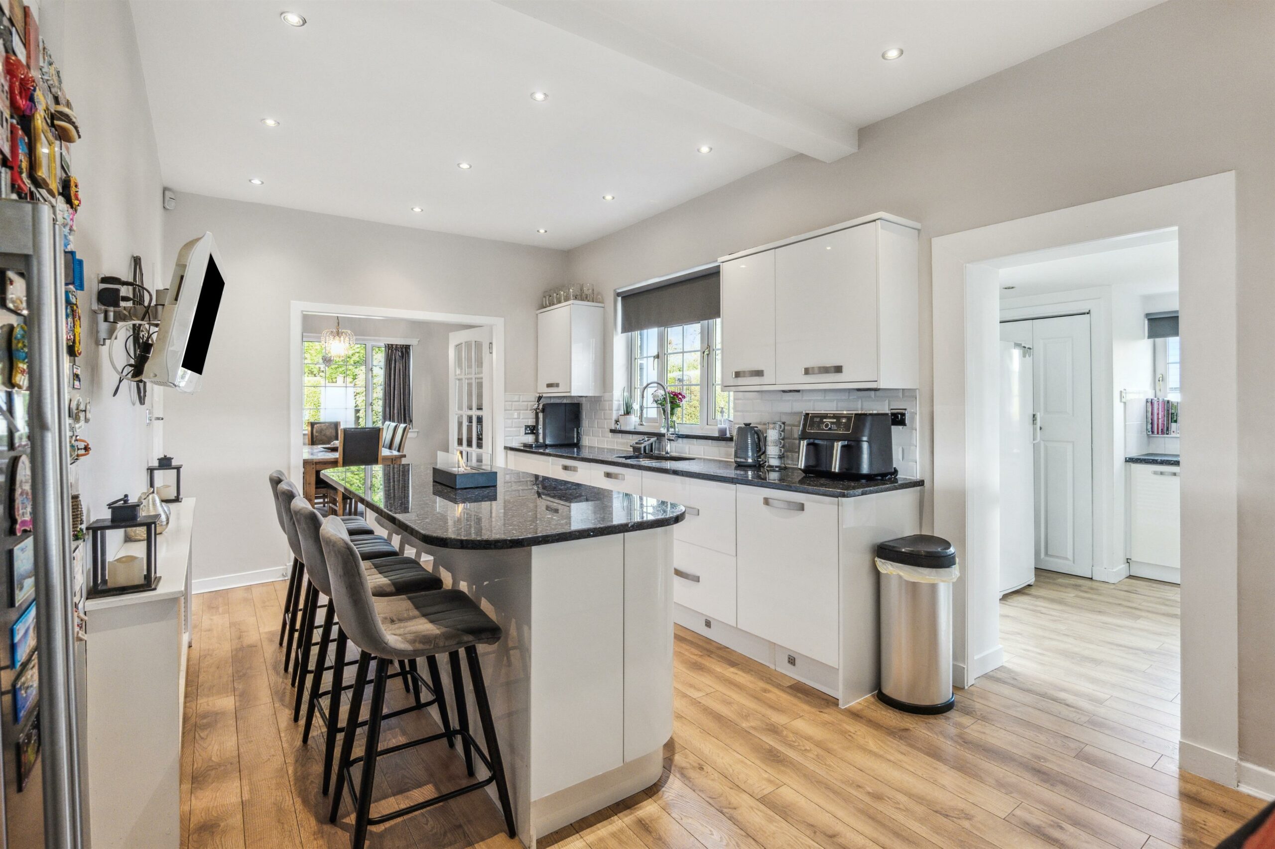 Otterburn Drive, Giffnock Corum Property