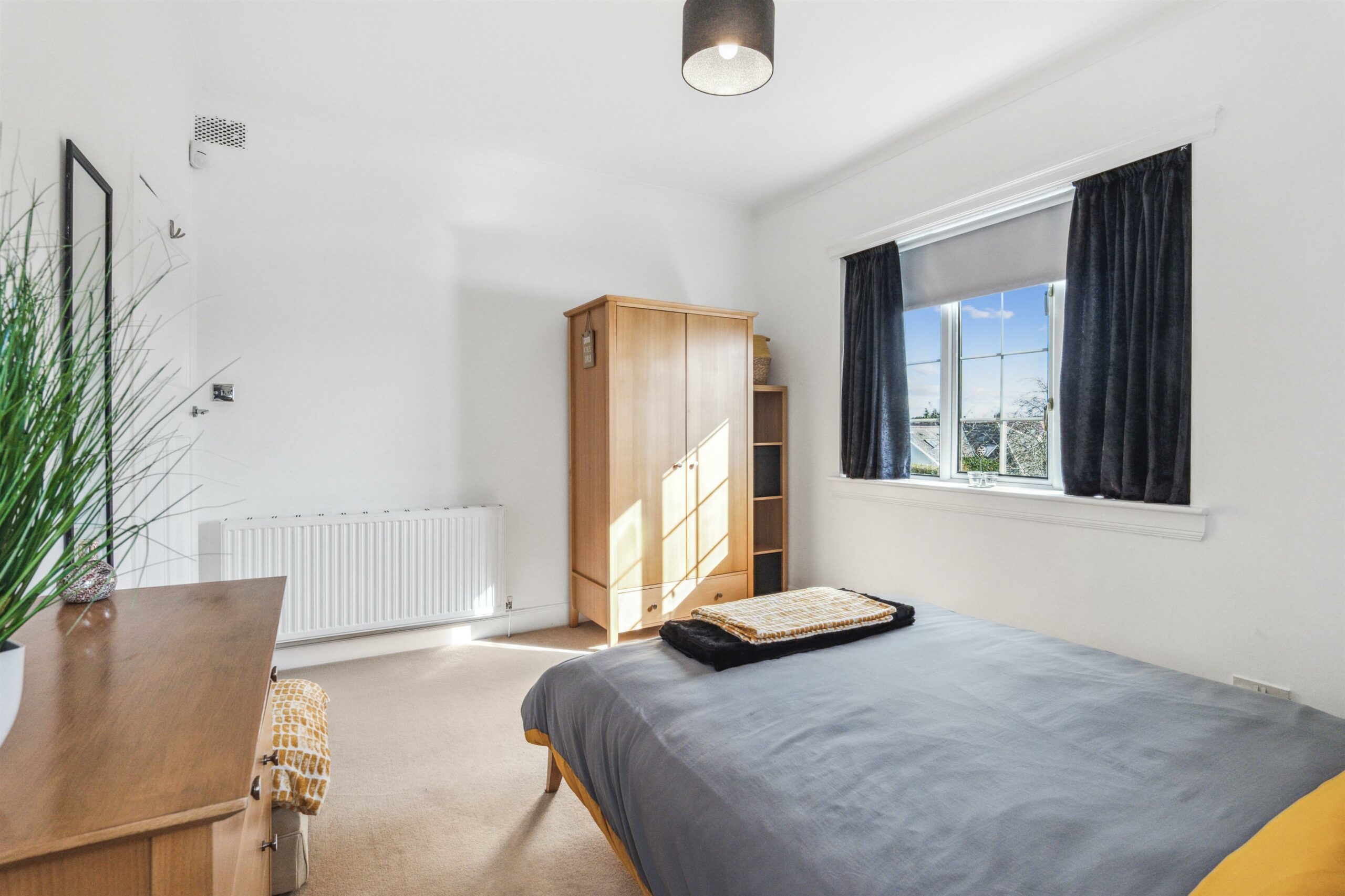 Otterburn Drive, Giffnock Corum Property