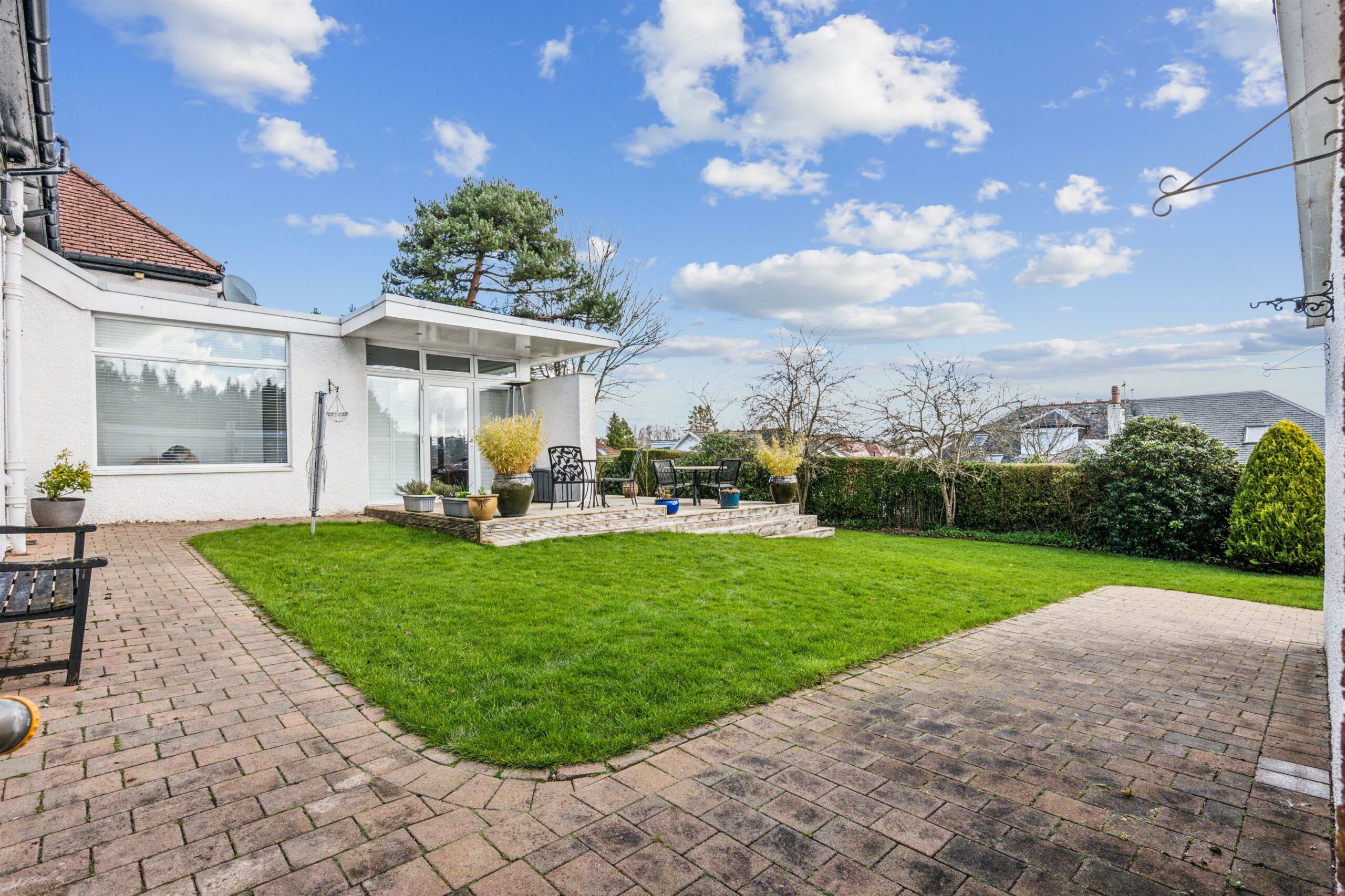 Otterburn Drive, Giffnock Corum Property