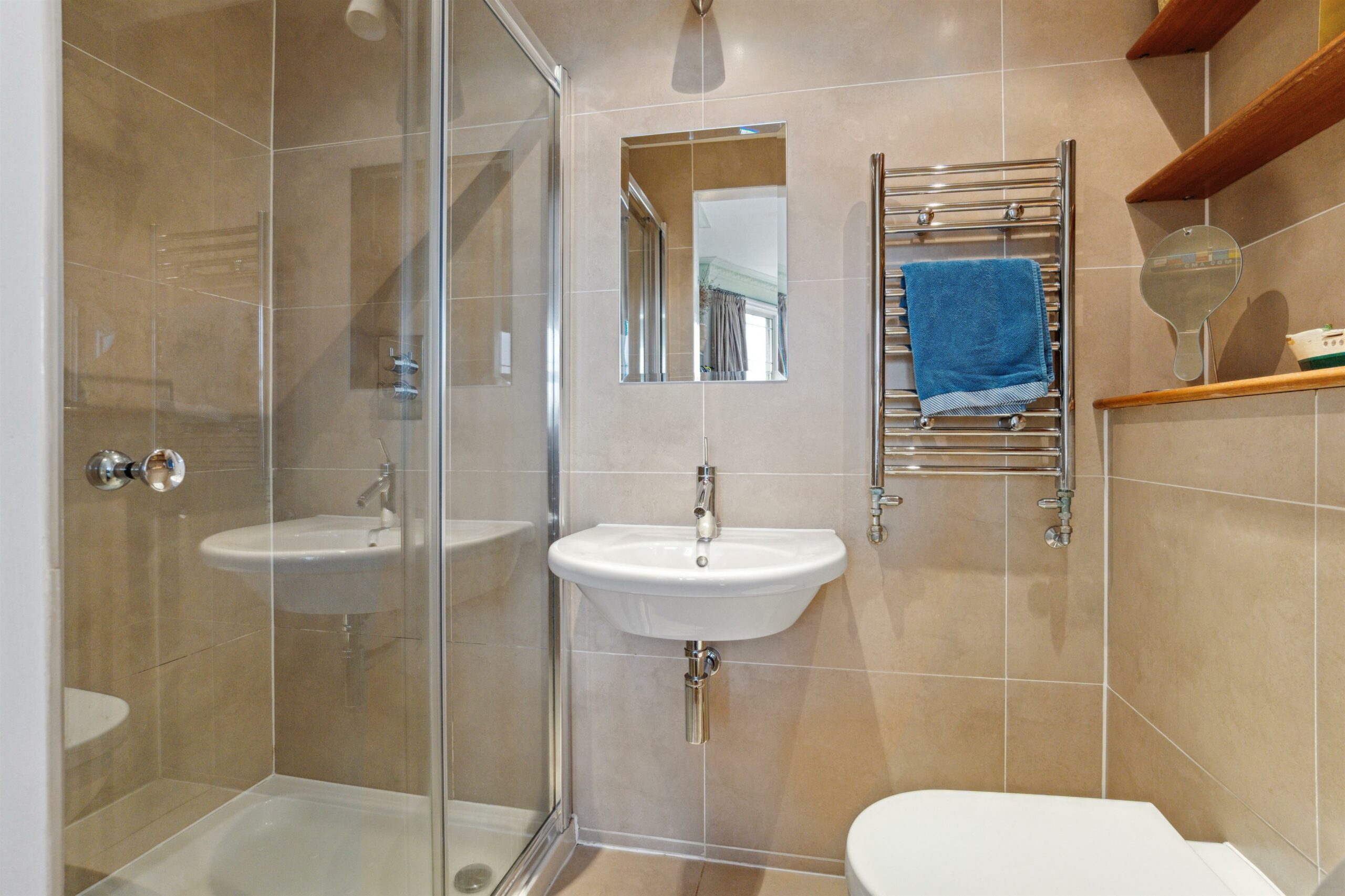 Broomley Drive, Giffnock Corum Property