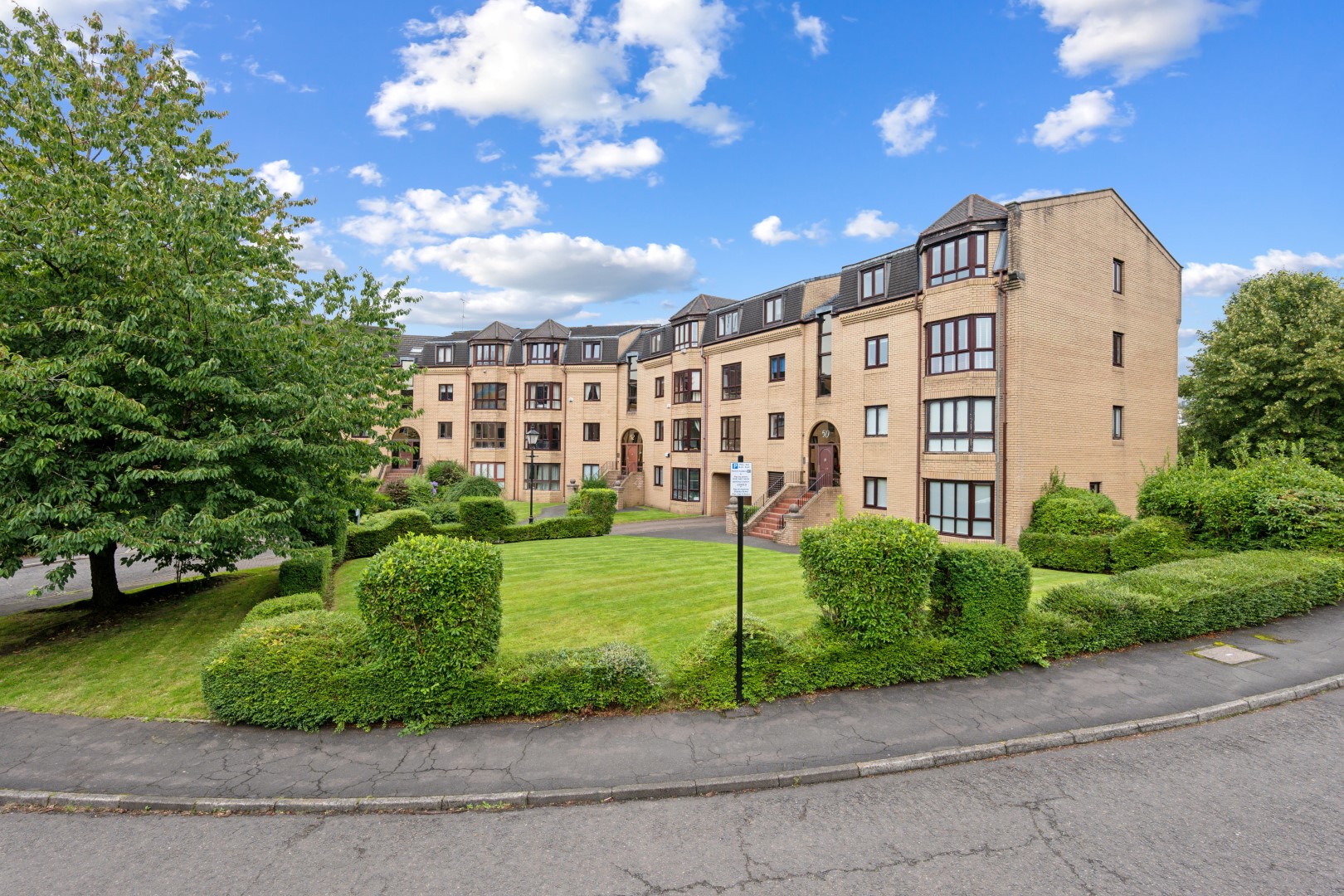 1.2 52 Hughenden Lane K (Large)