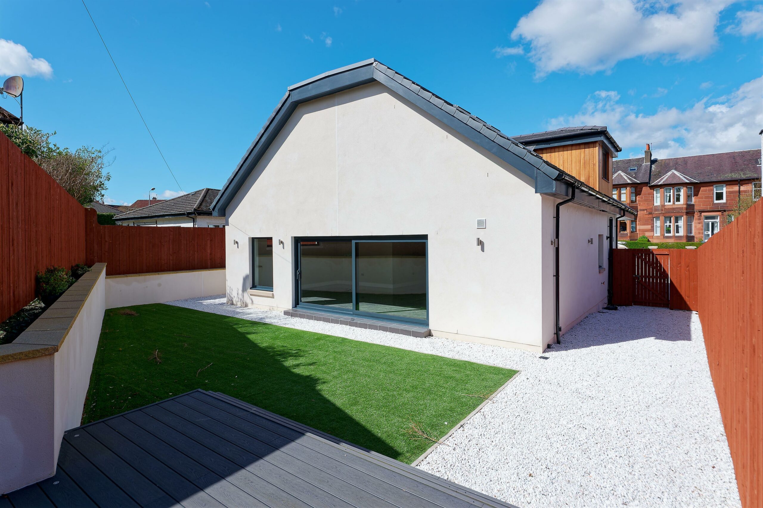 Braidholm Road, Giffnock Corum Property