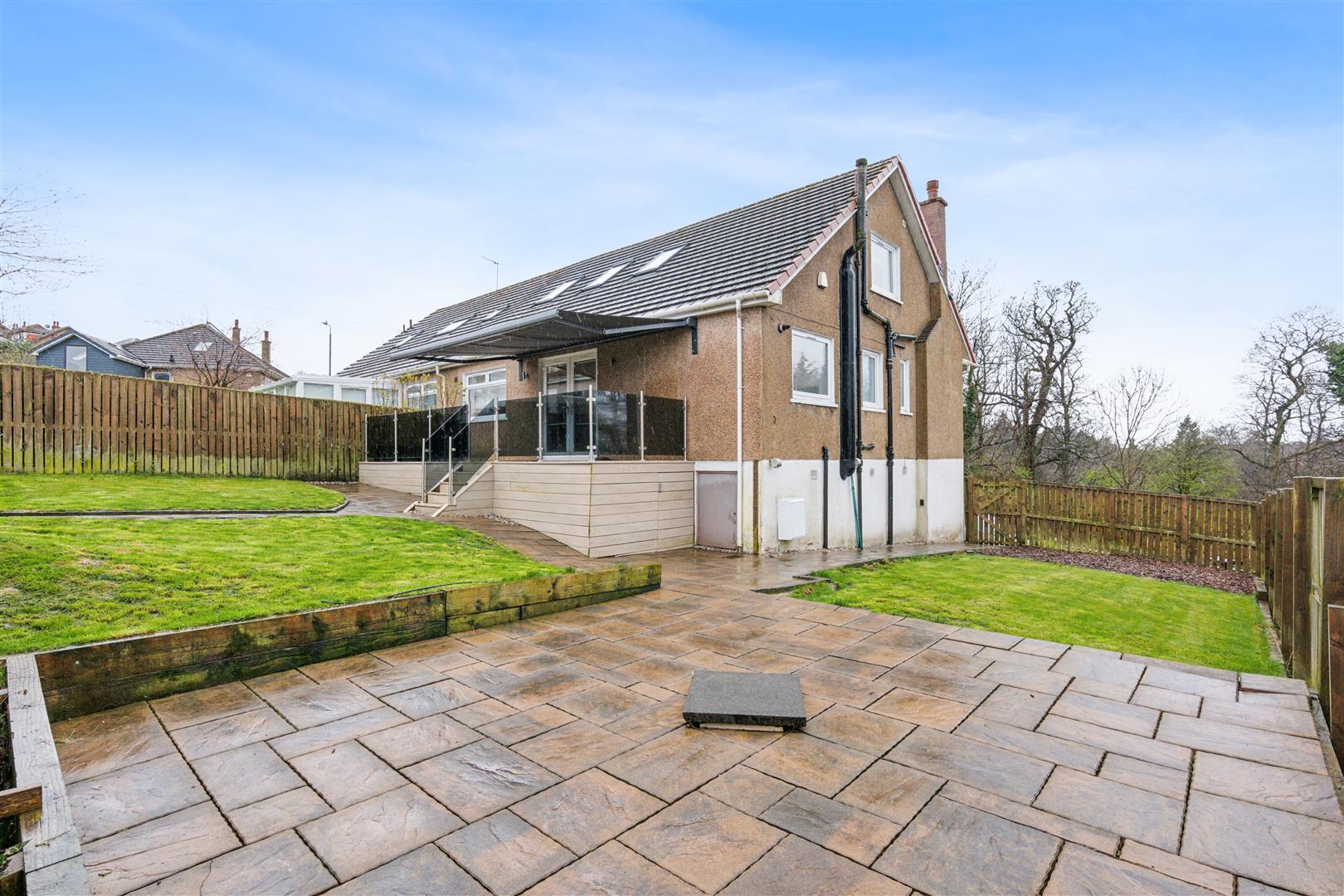 207 Old Castle Road, Simshill, G44 5DW Corum Property