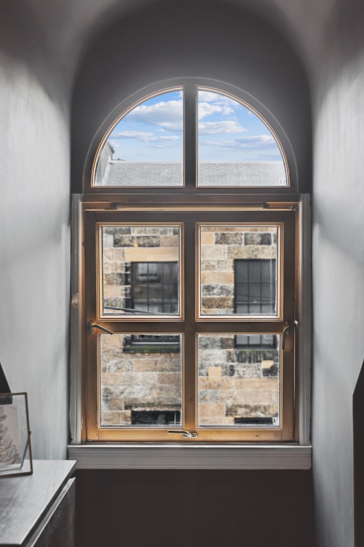 24 Woodside Place Lane, Park, G3 7RB Corum Property