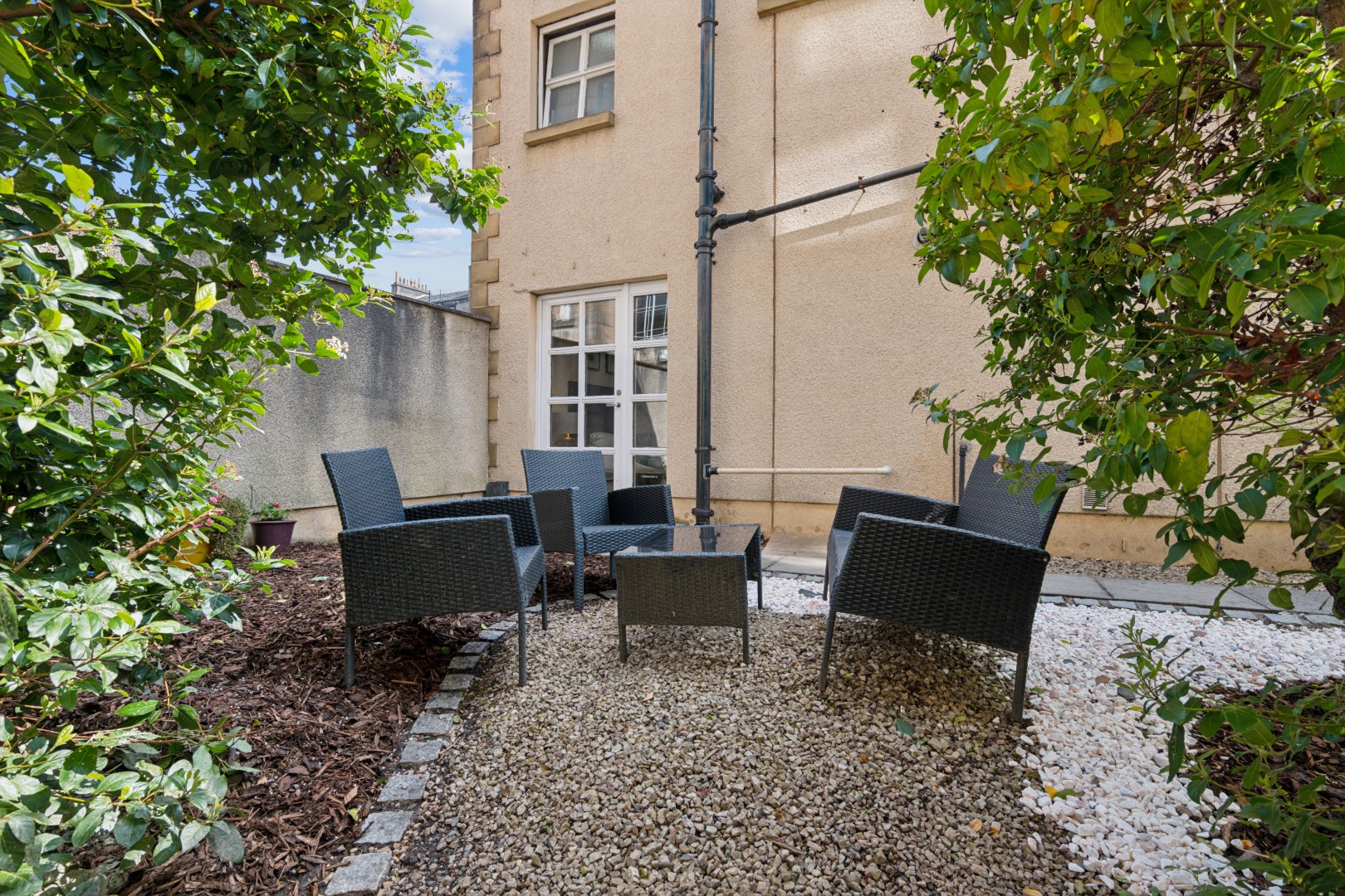 24 Woodside Place Lane, Park, G3 7RB Corum Property