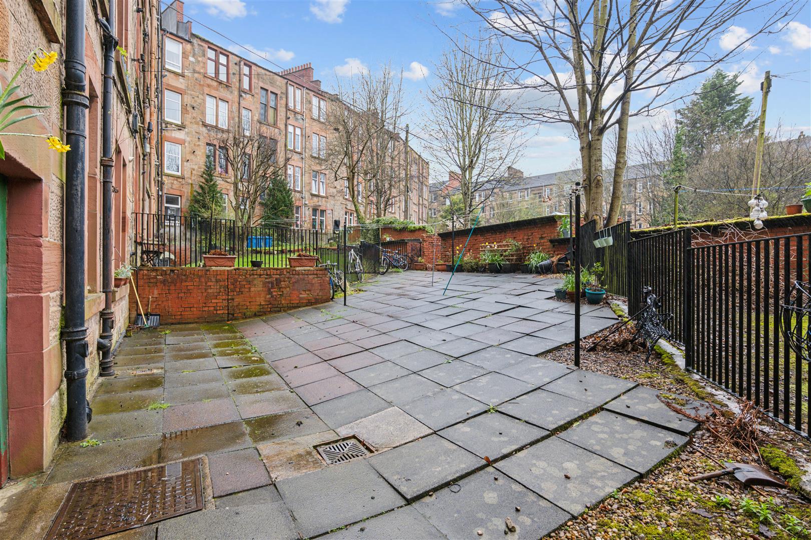 3/2, 6 Cathkinview Road, Mount Florida, G42 9EH Corum Property